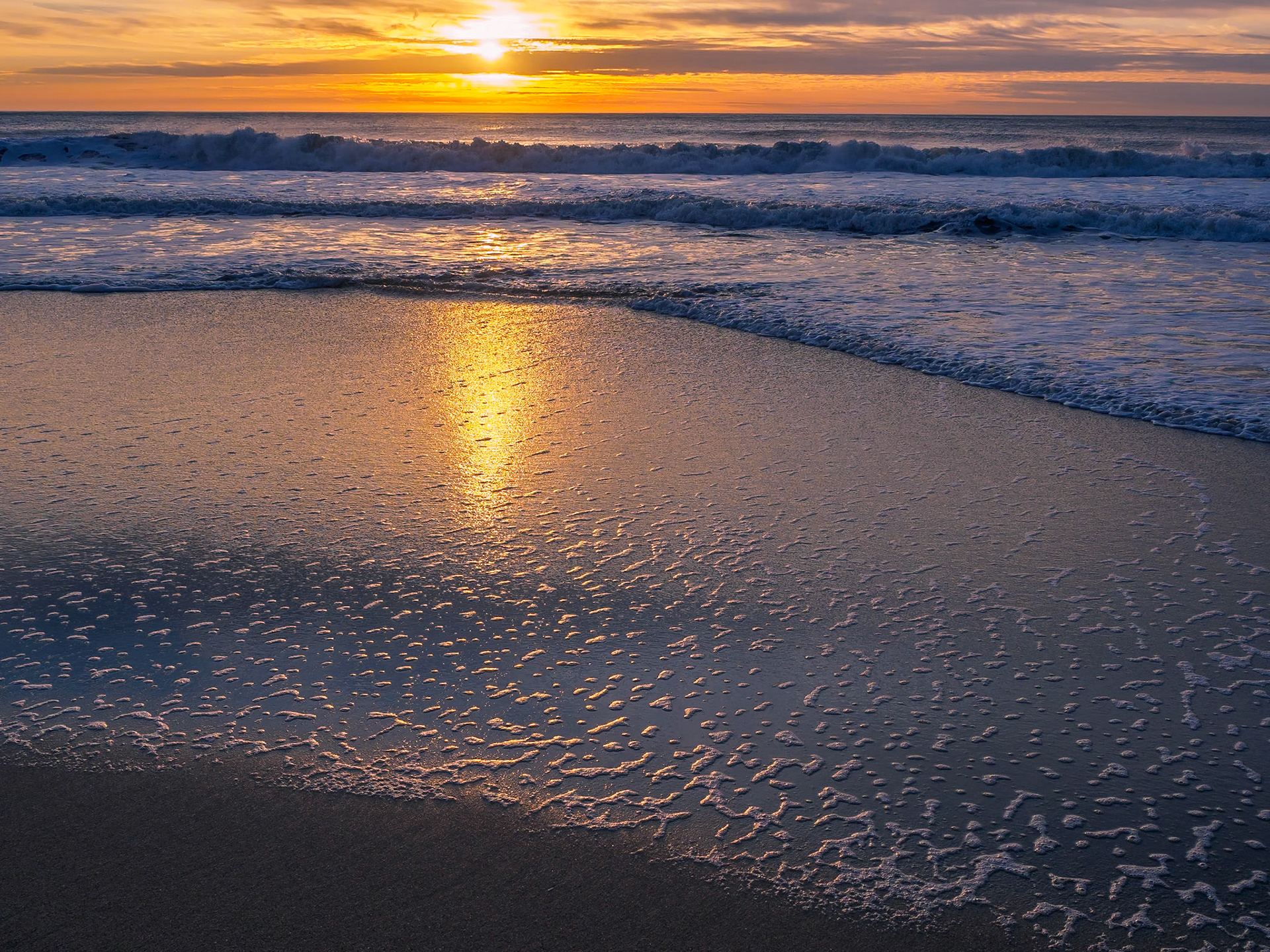 18128501 Sunset Bubbles