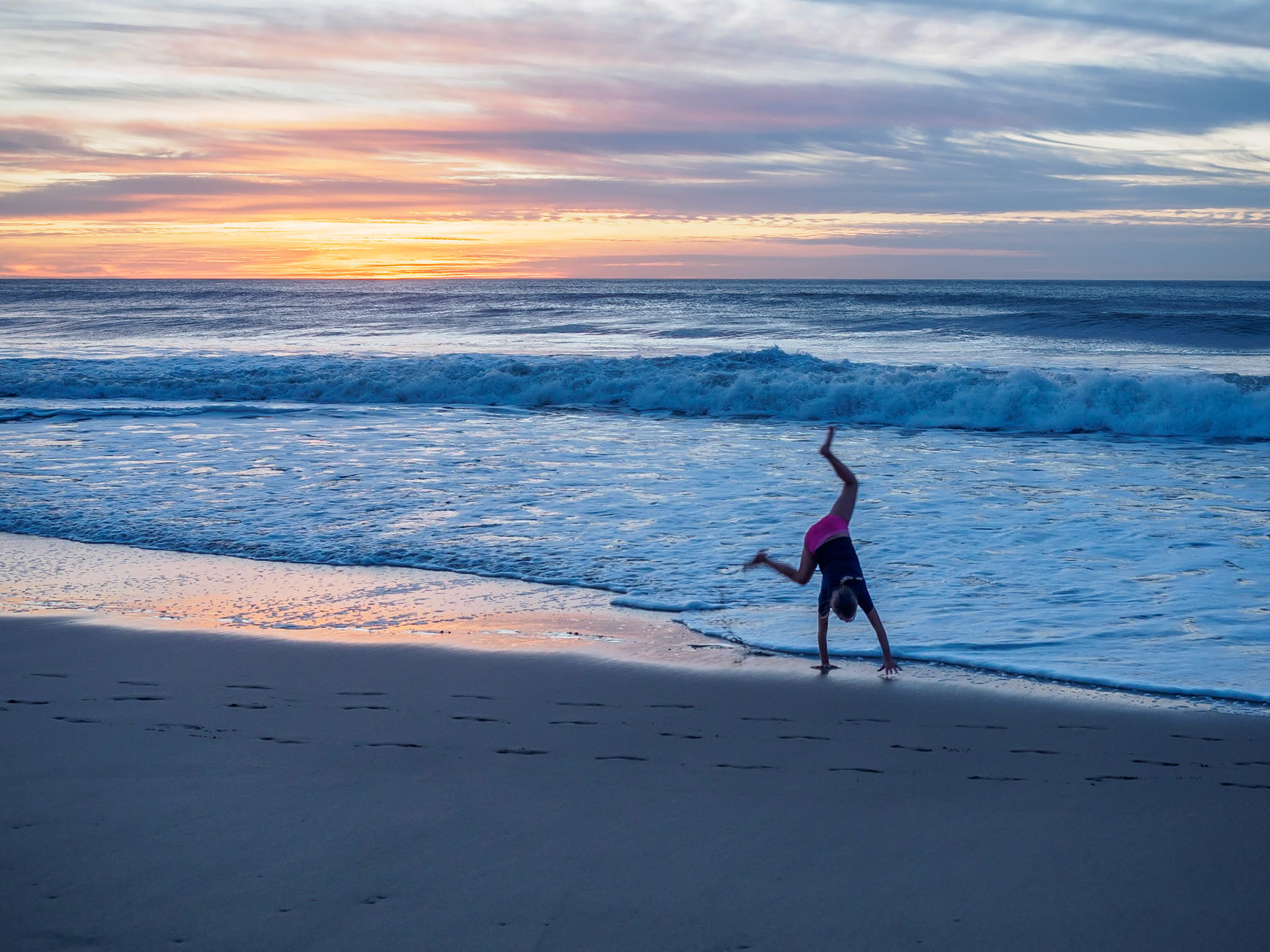 18128555 Somersault Goodness