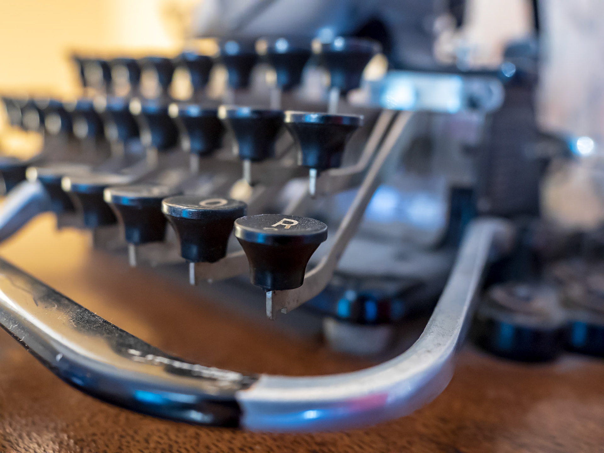 18904014 Best Space Bar Ever