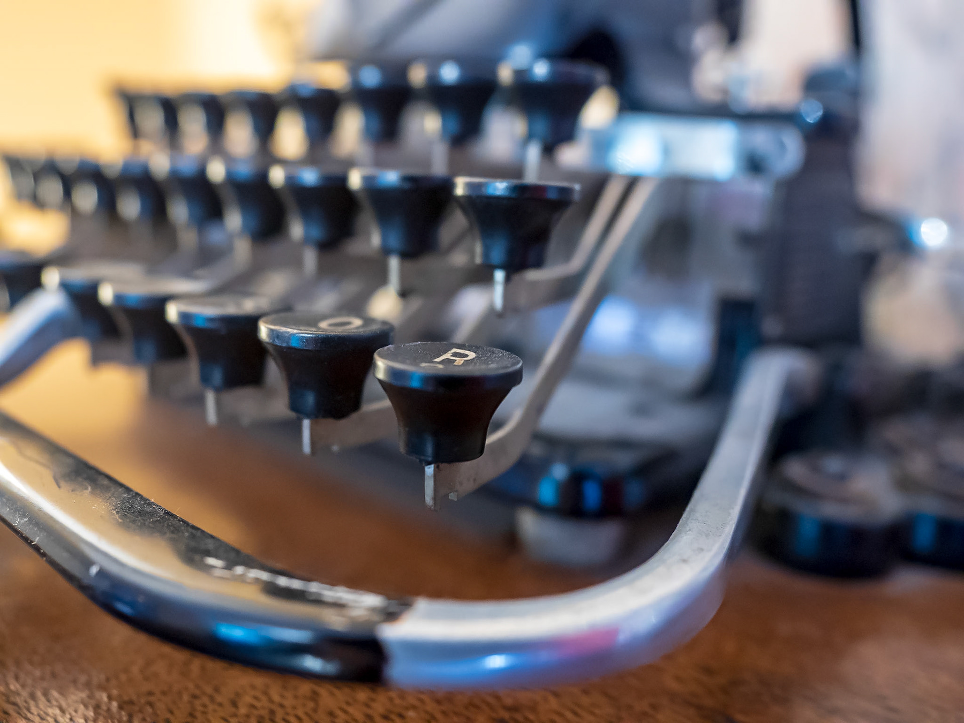 18904014 Best Space Bar Ever