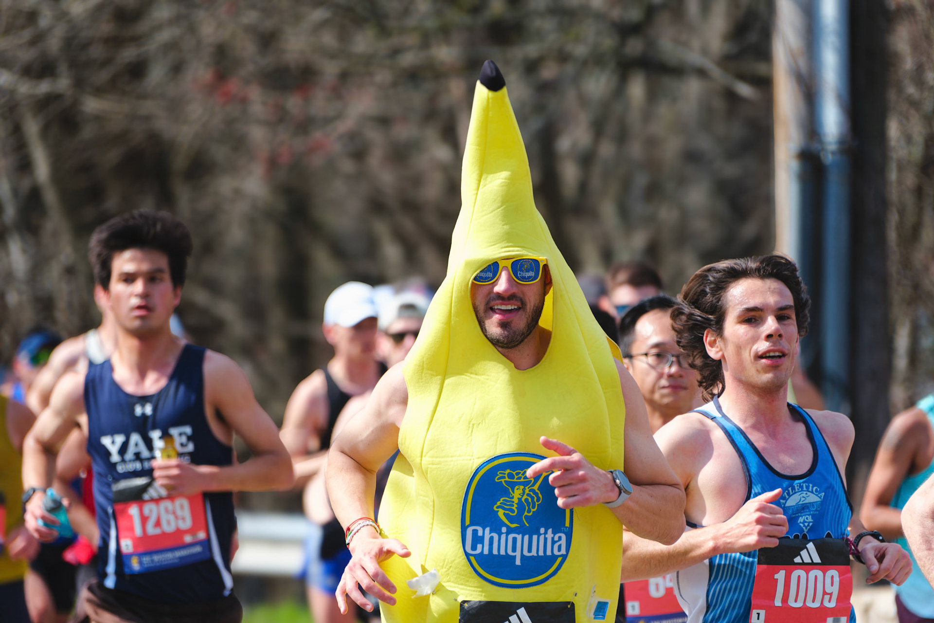 250421-450 Chiquita Banana Man