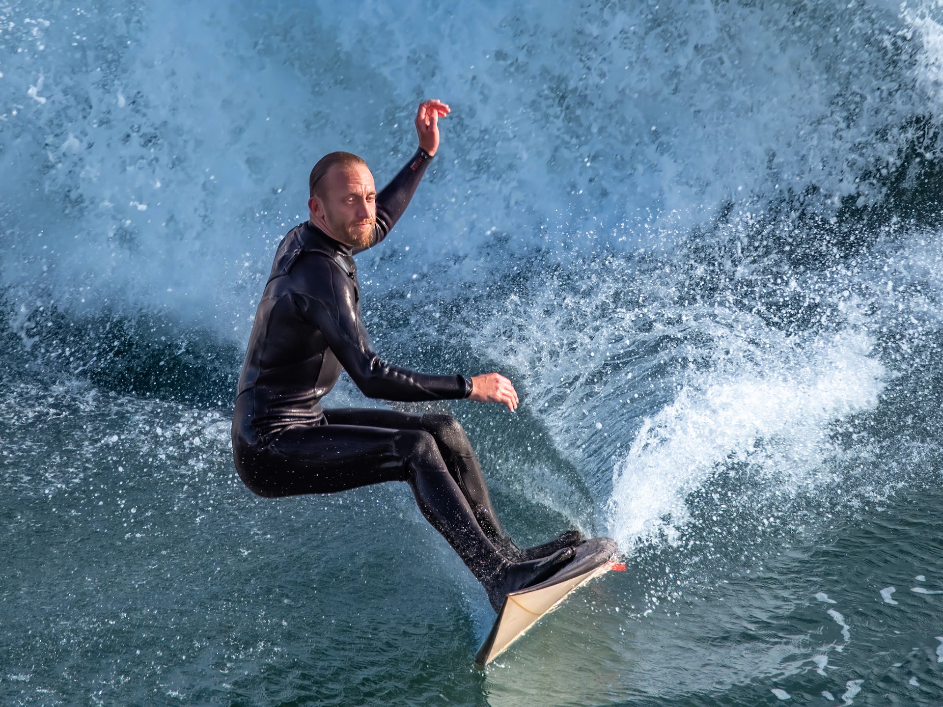 18126205 Carving a Turn