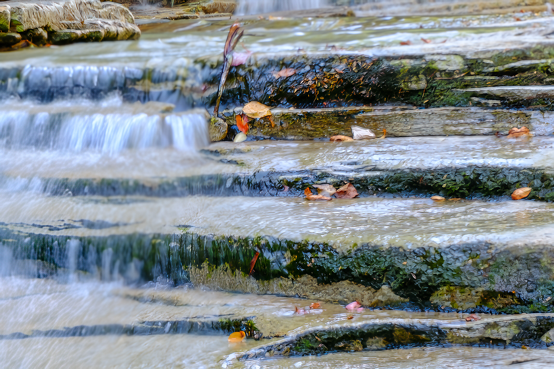 250911-835 Coliseum Falls