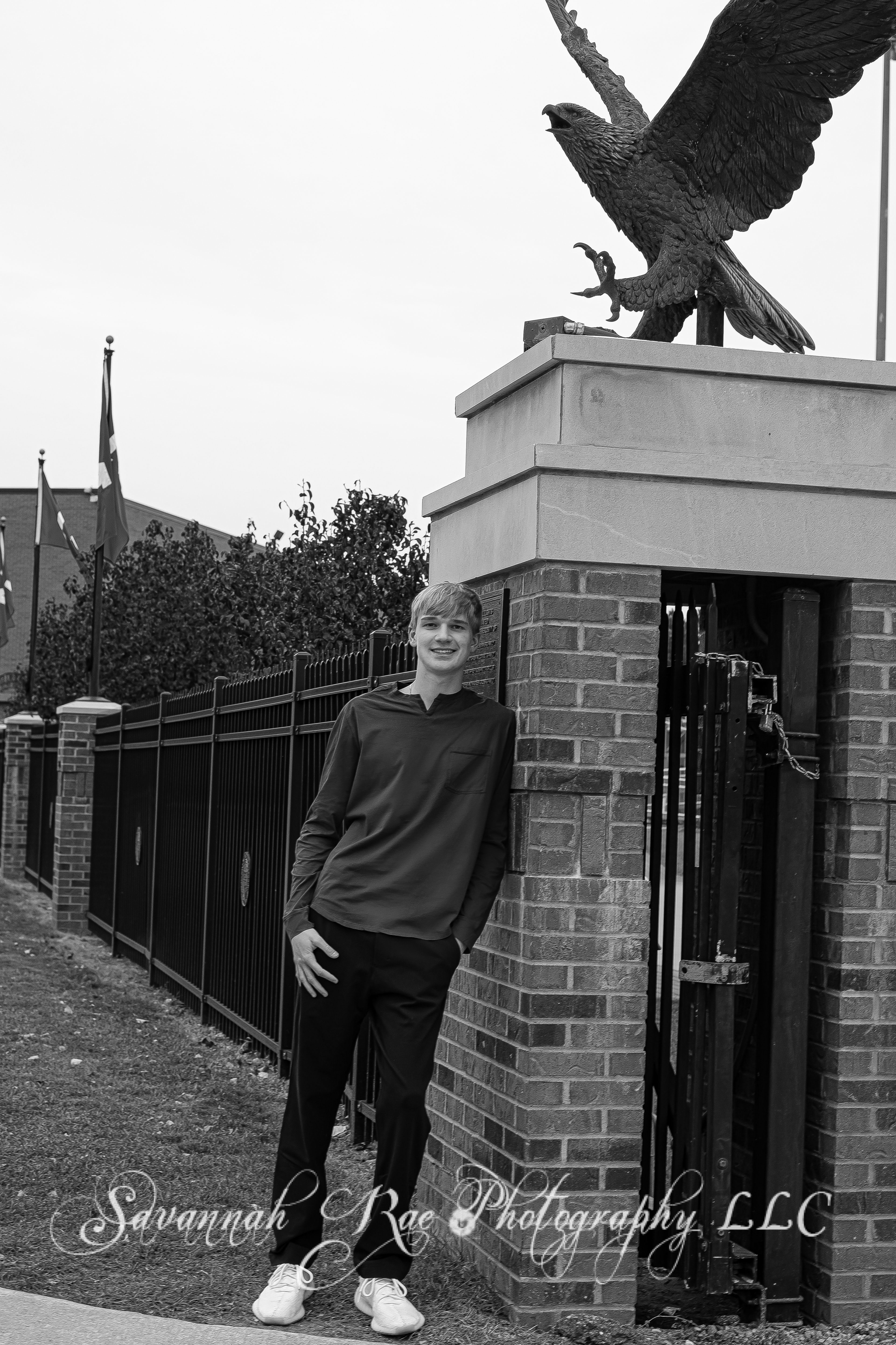 Senior PhotoBW-23