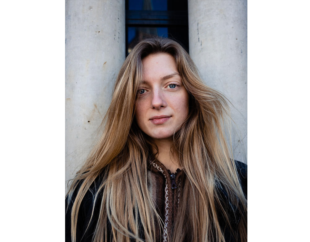 Leonie (22) 'Door mijn reis naar Portugal zag ik hoe gehaast mijn eigen leven was.'