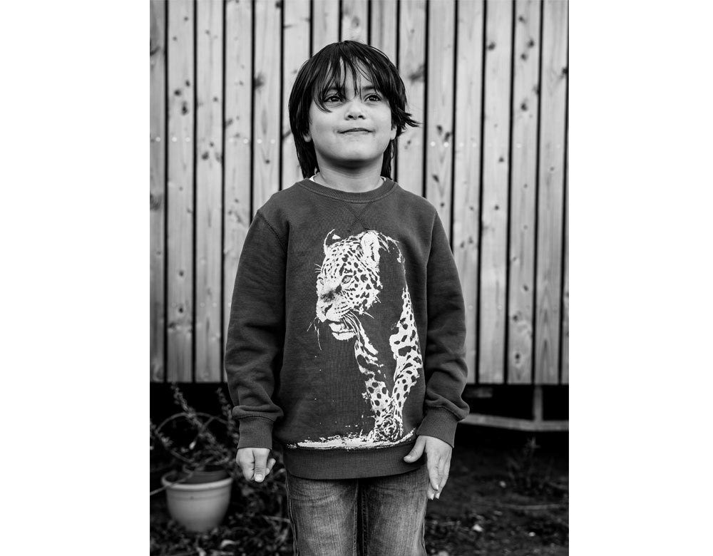 Luca (6): 'Ik houd van televisie kijken, alleen hebben we er thuis geen. Mama zegt dat het beter is om buiten te spelen.'