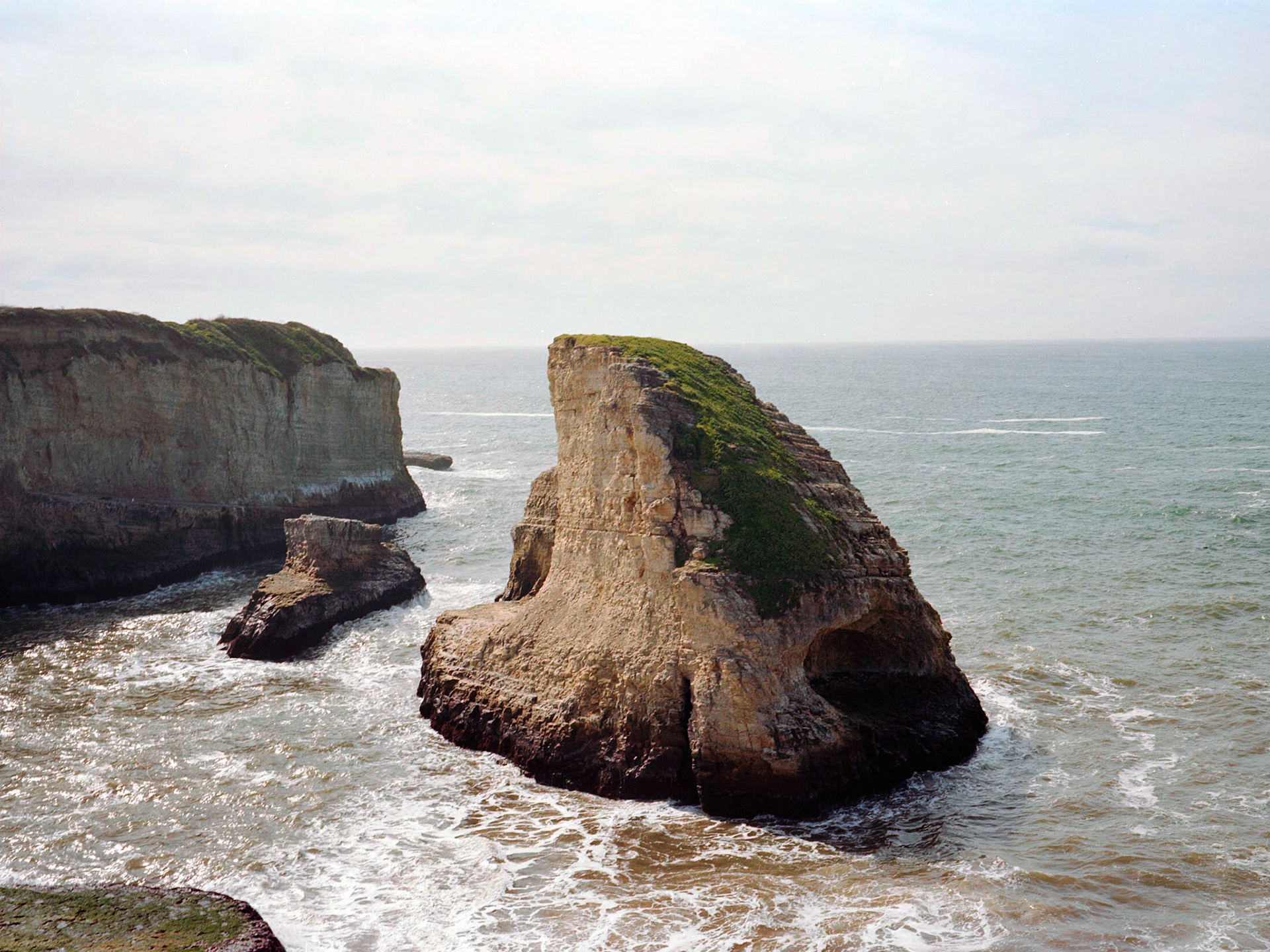 Sharkfin Cove, Davenport — FujicaGW690, Kodak Portra 400