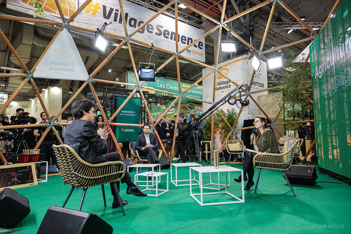 Le Ministre de l’Agriculture et de l’Alimentation, Julien Denormandie en interview au SIA 2022