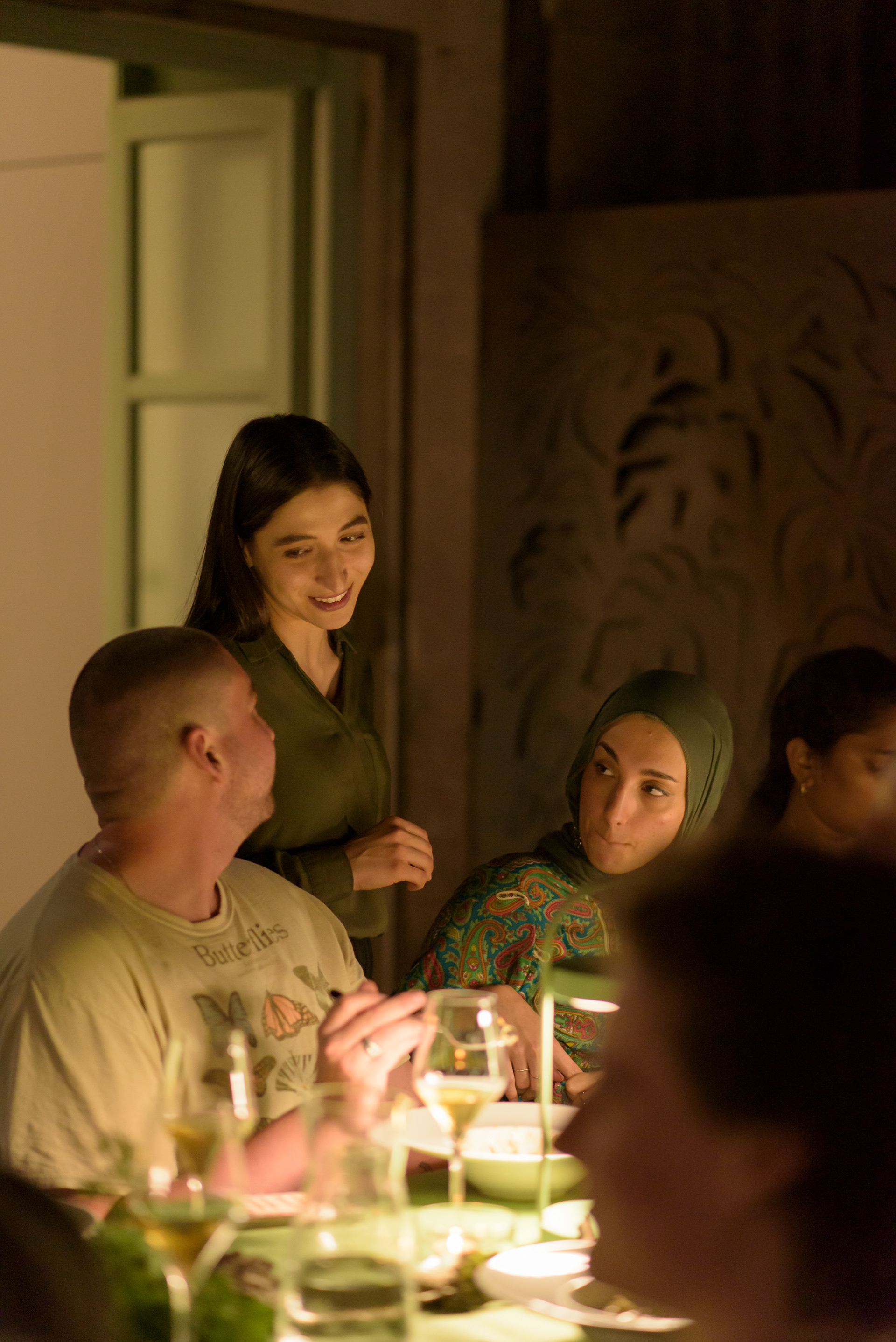 Connection reportage photography - Immersive dining Isola Catania stile documentaristico contemporaneo.