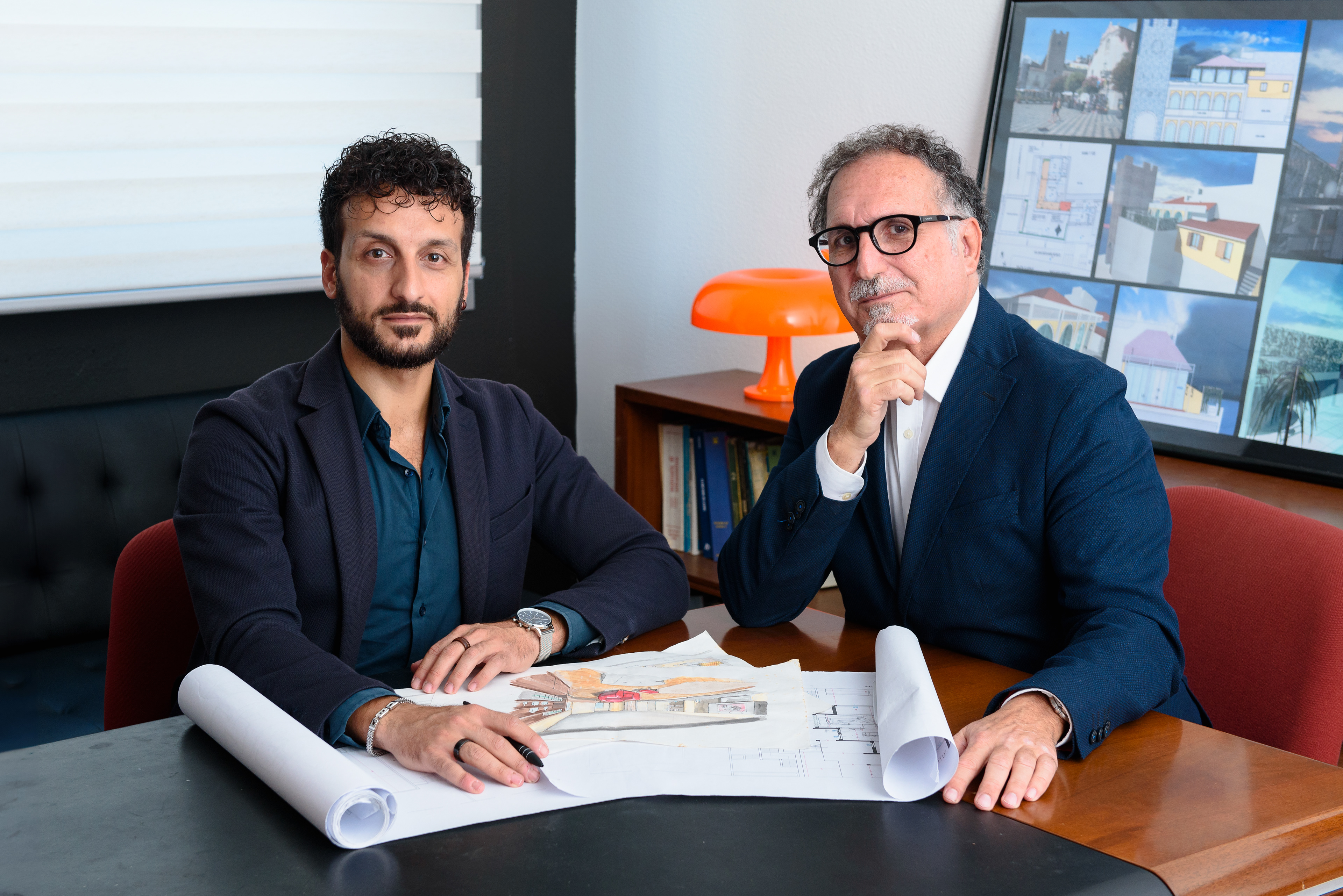 Fotografia pubblicata su Stil'è Magazine Il Sole 24 Ore - Architetti TecnoArca Architettura Sartoriale. Professional portrait con qualità editoriale.