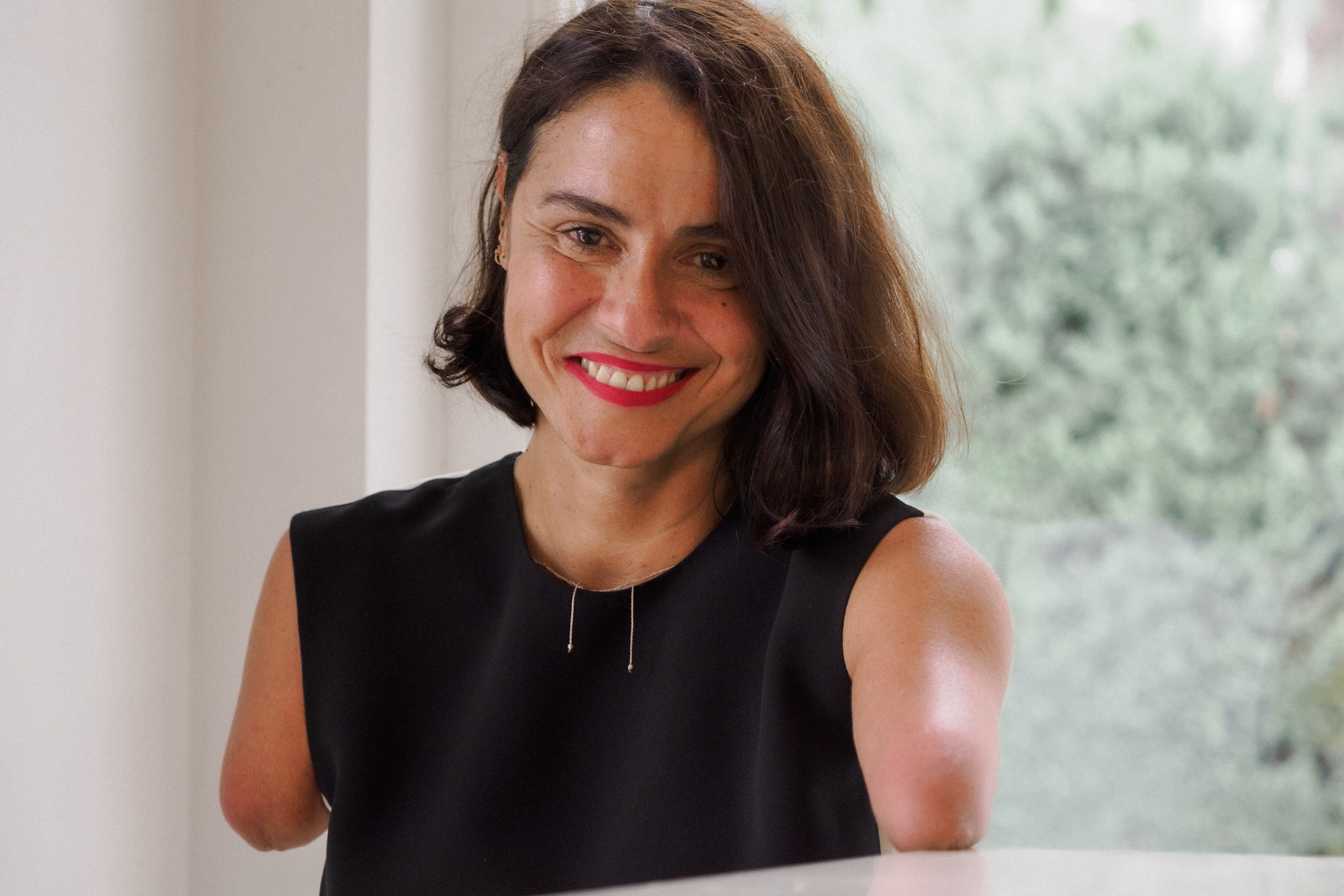 Lary León