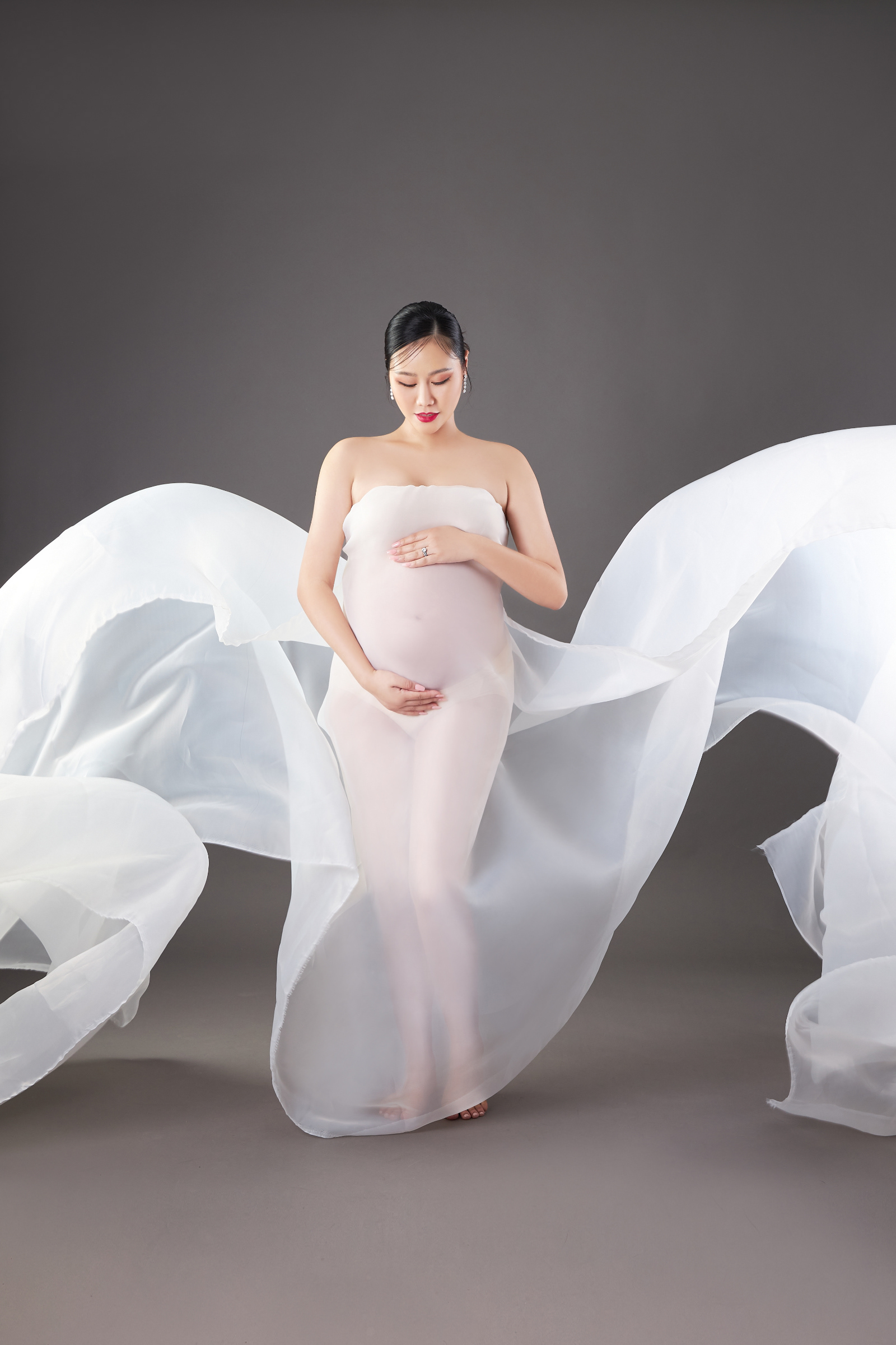 Maternity Portraiture : Elegance