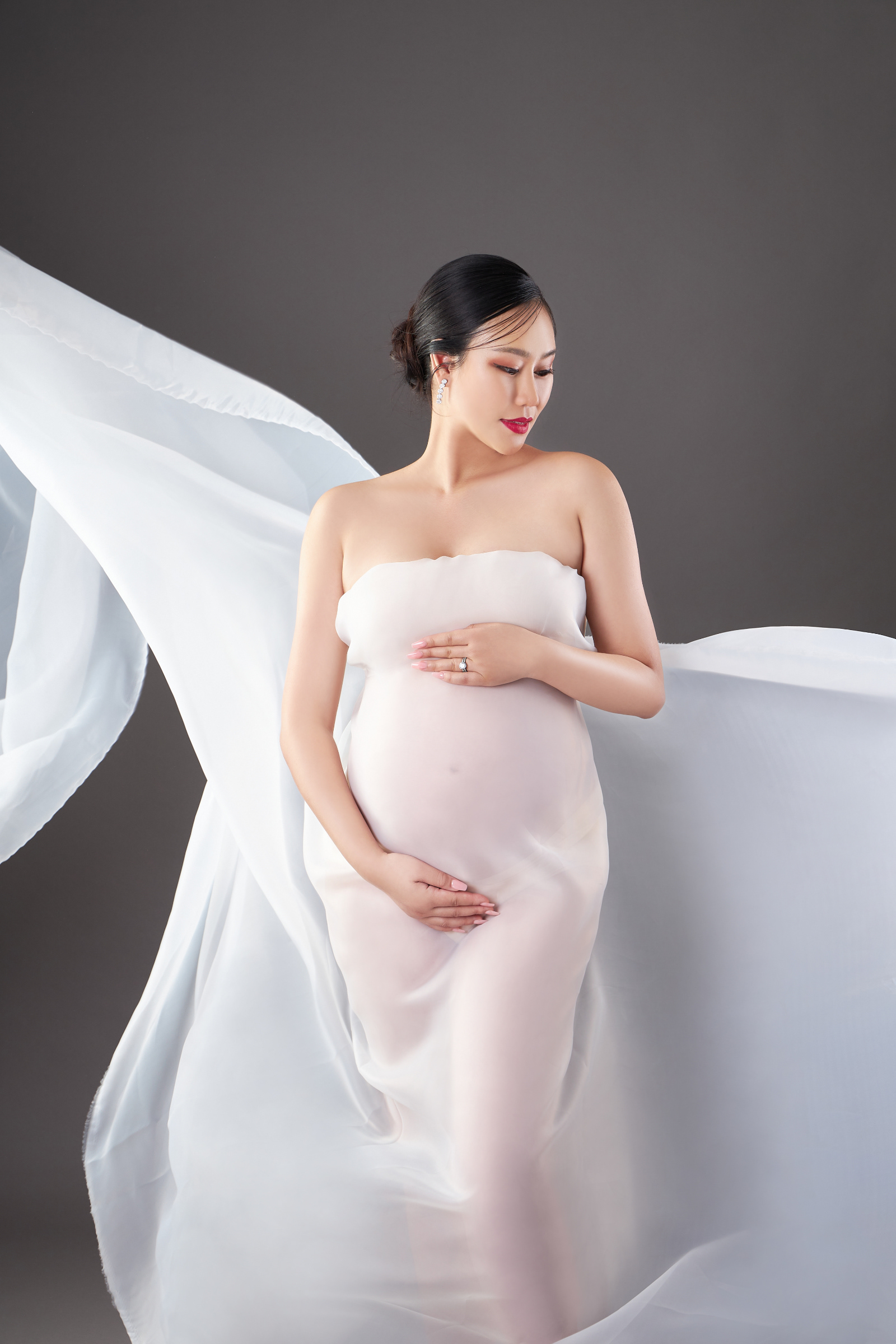 Maternity Portraiture : Heart Warming