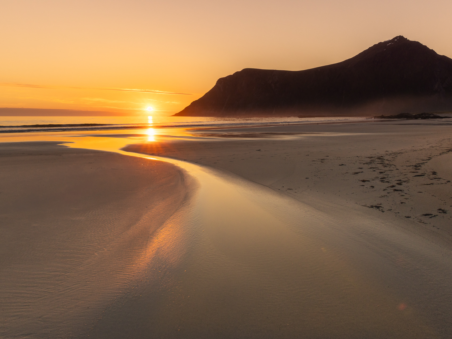 Midnattsol i Lofoten