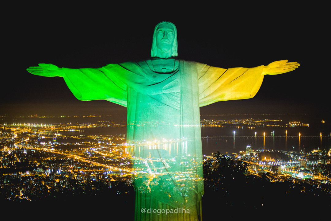 O Abraço #1 - 2016