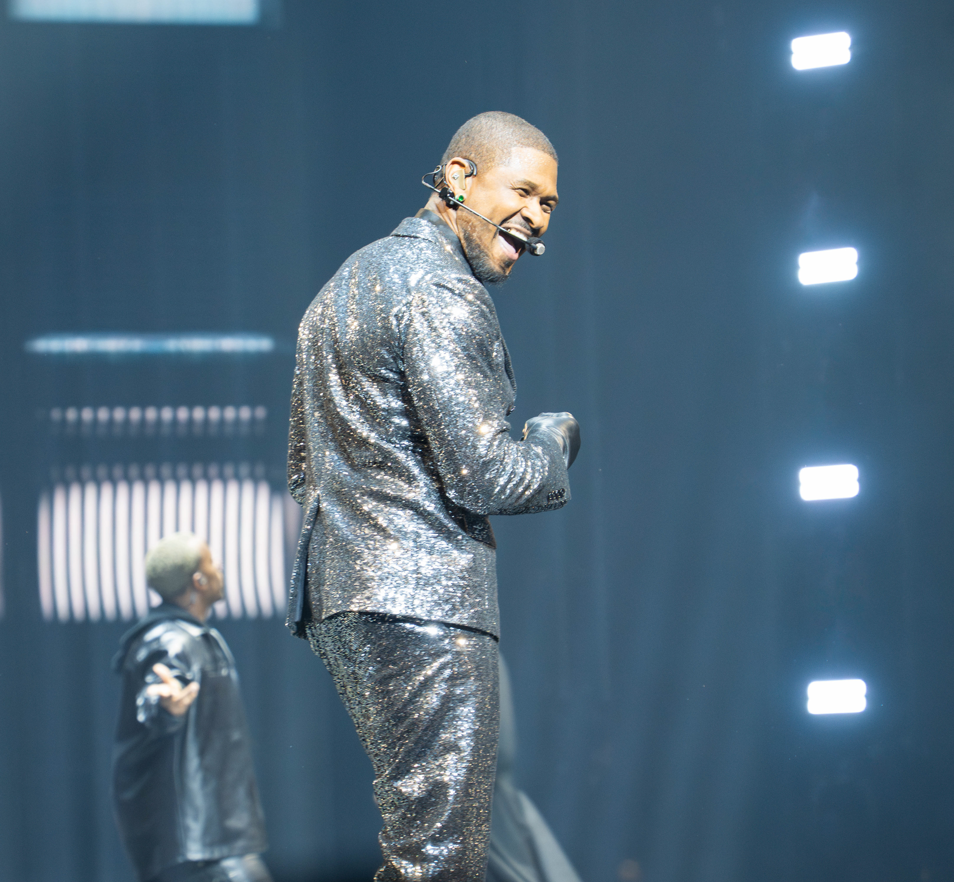 Usher concert in Paris