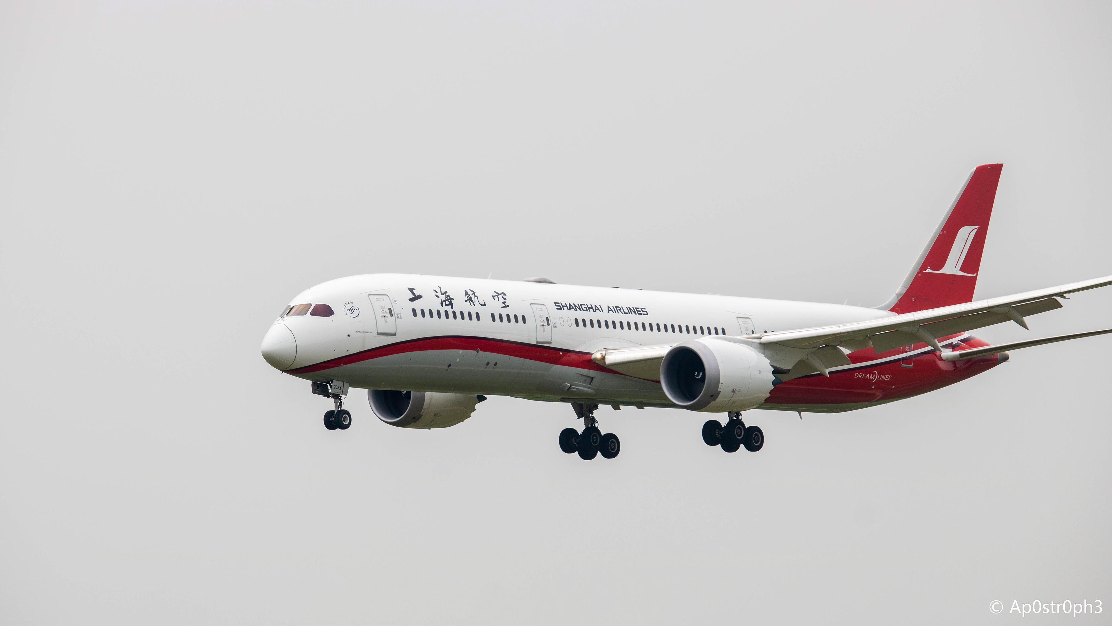 Boeing B787-9, Shanghai Airlines, By Aiden at ZUUU