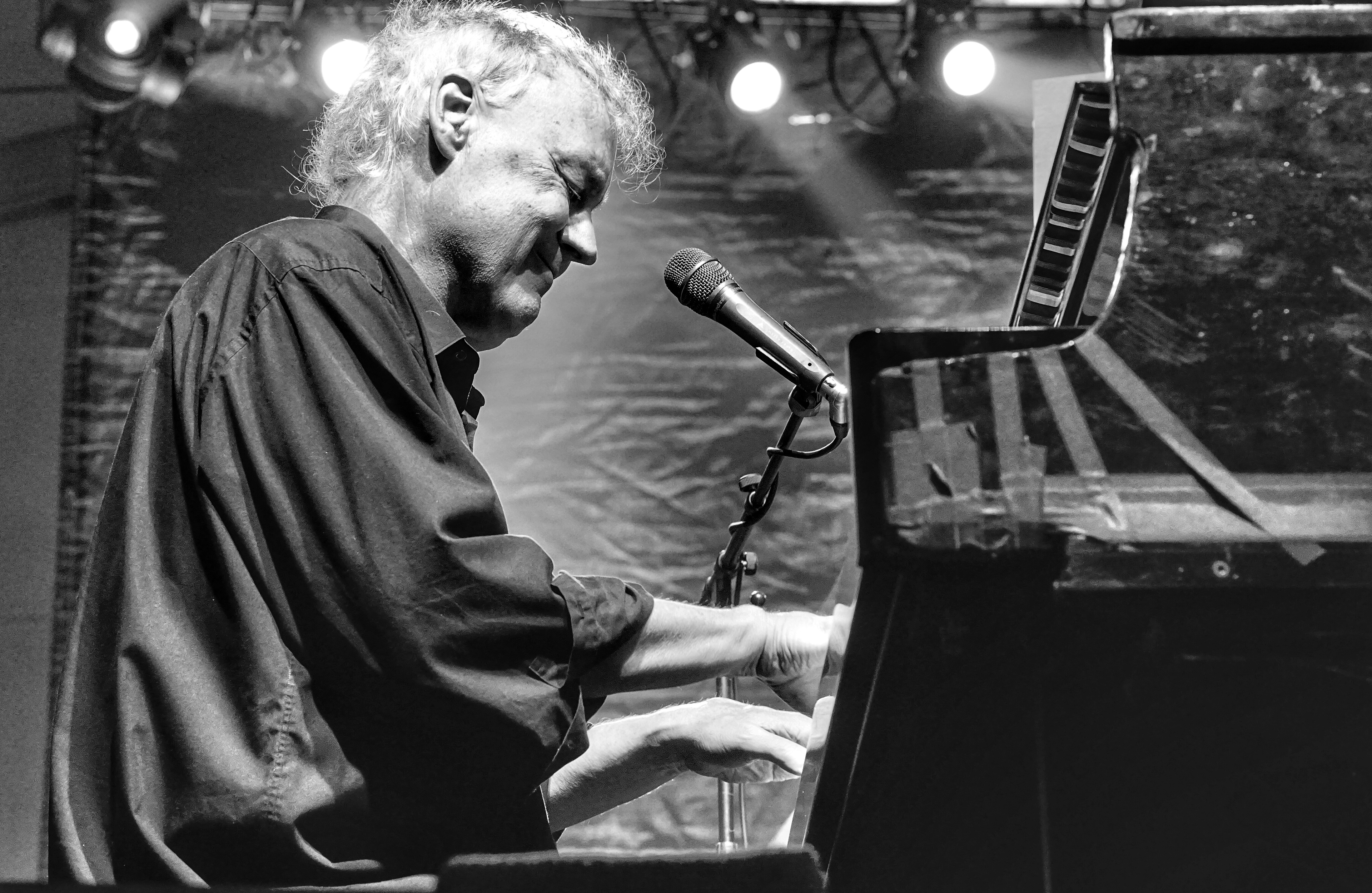 Bruce Hornsby & The Noisemakers - Meadows Casino