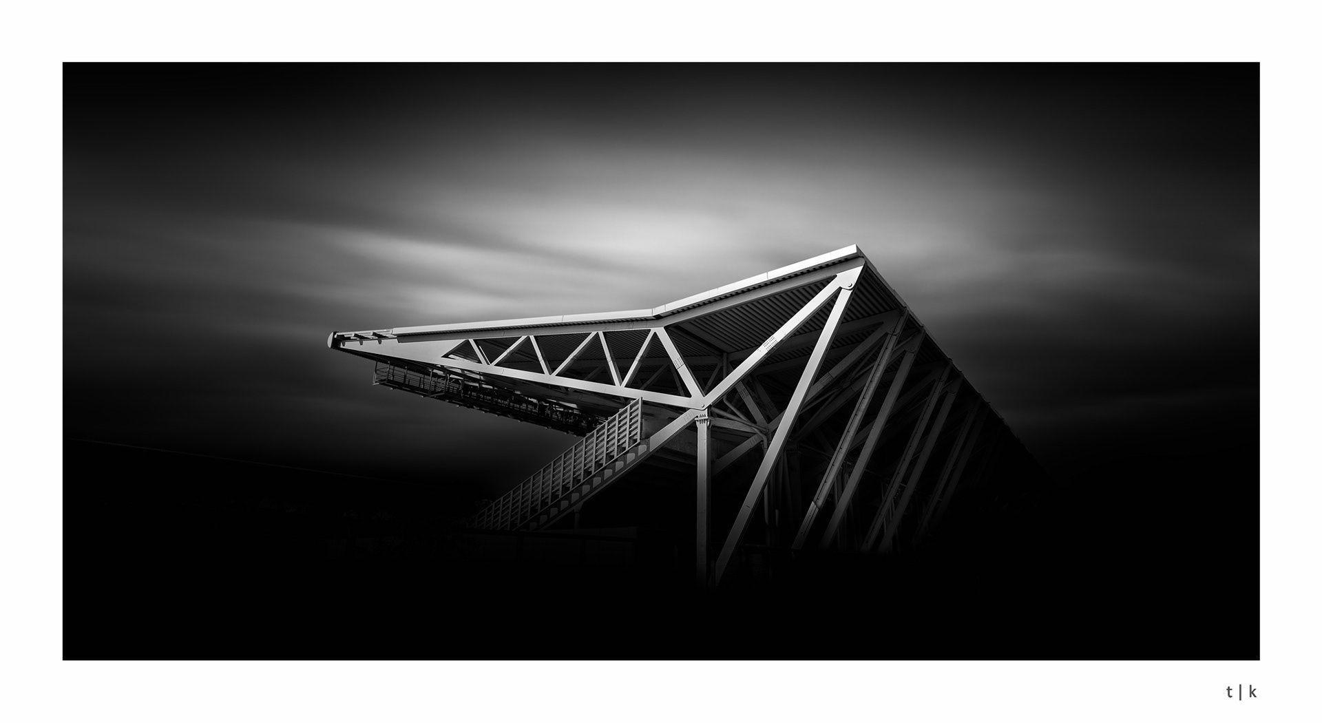 lateral light