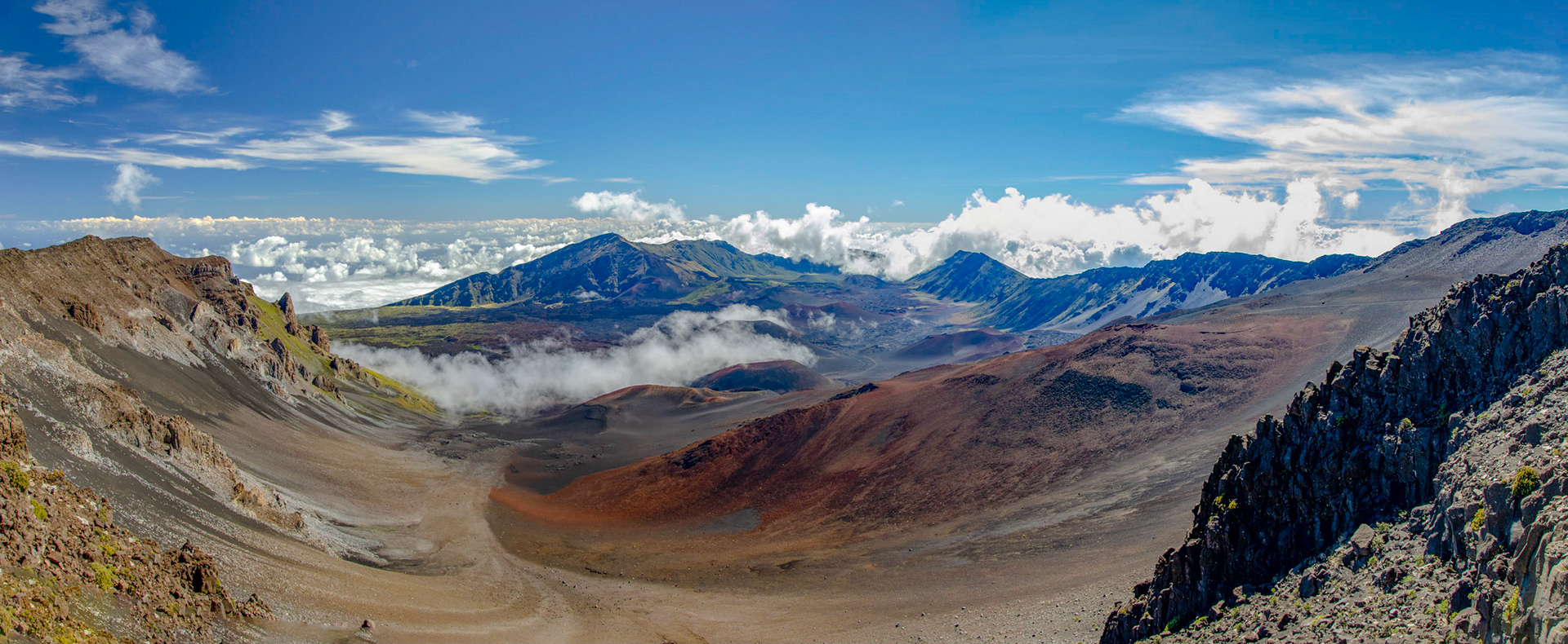 Panorama from above the clouds on Haleakalā volcano, Maui, Hawaii