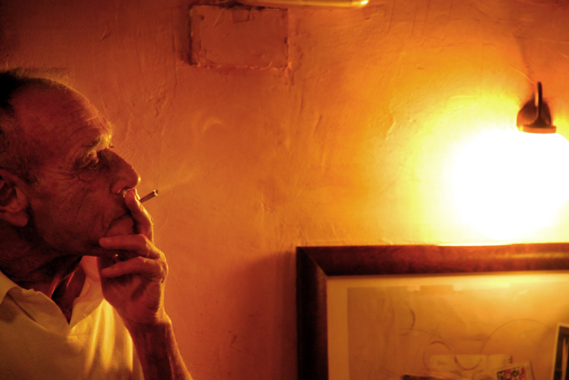 Claude - Writer & Happy Lifer