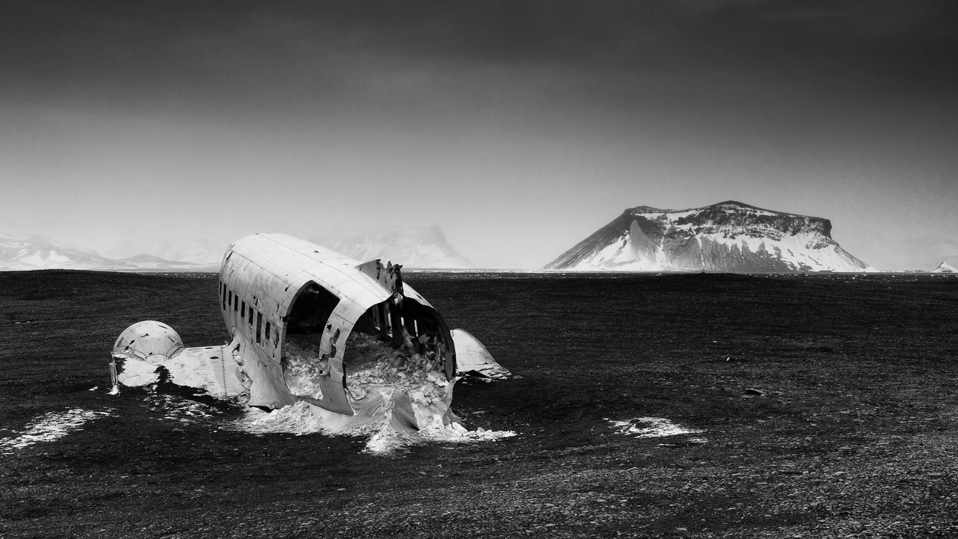 The crashed DC-3 at Solheimasandur 