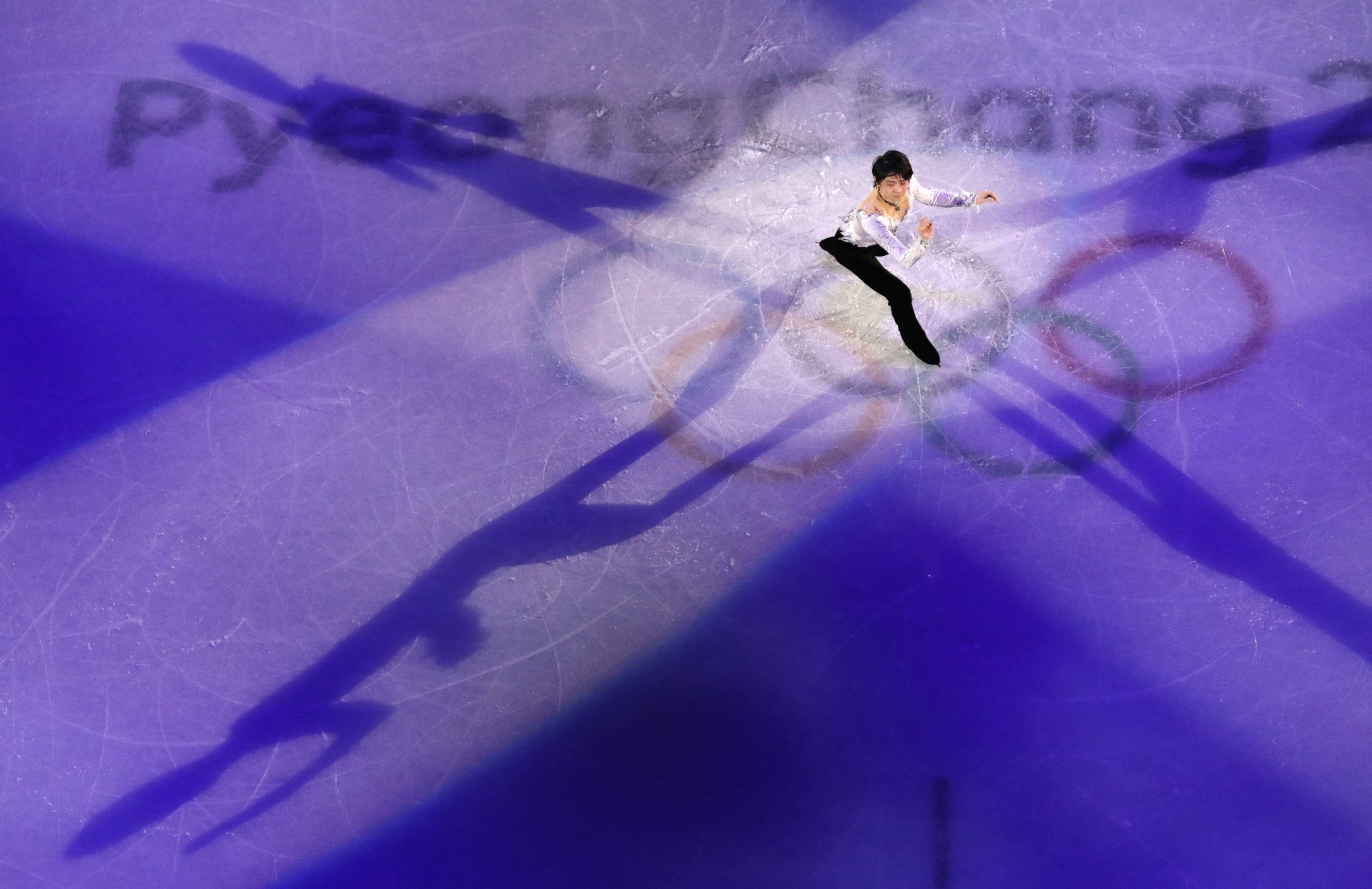 Yuzuru Hanyu's gold medal exhibition performance, captured with robotic cameras, Pyeongchang 2018