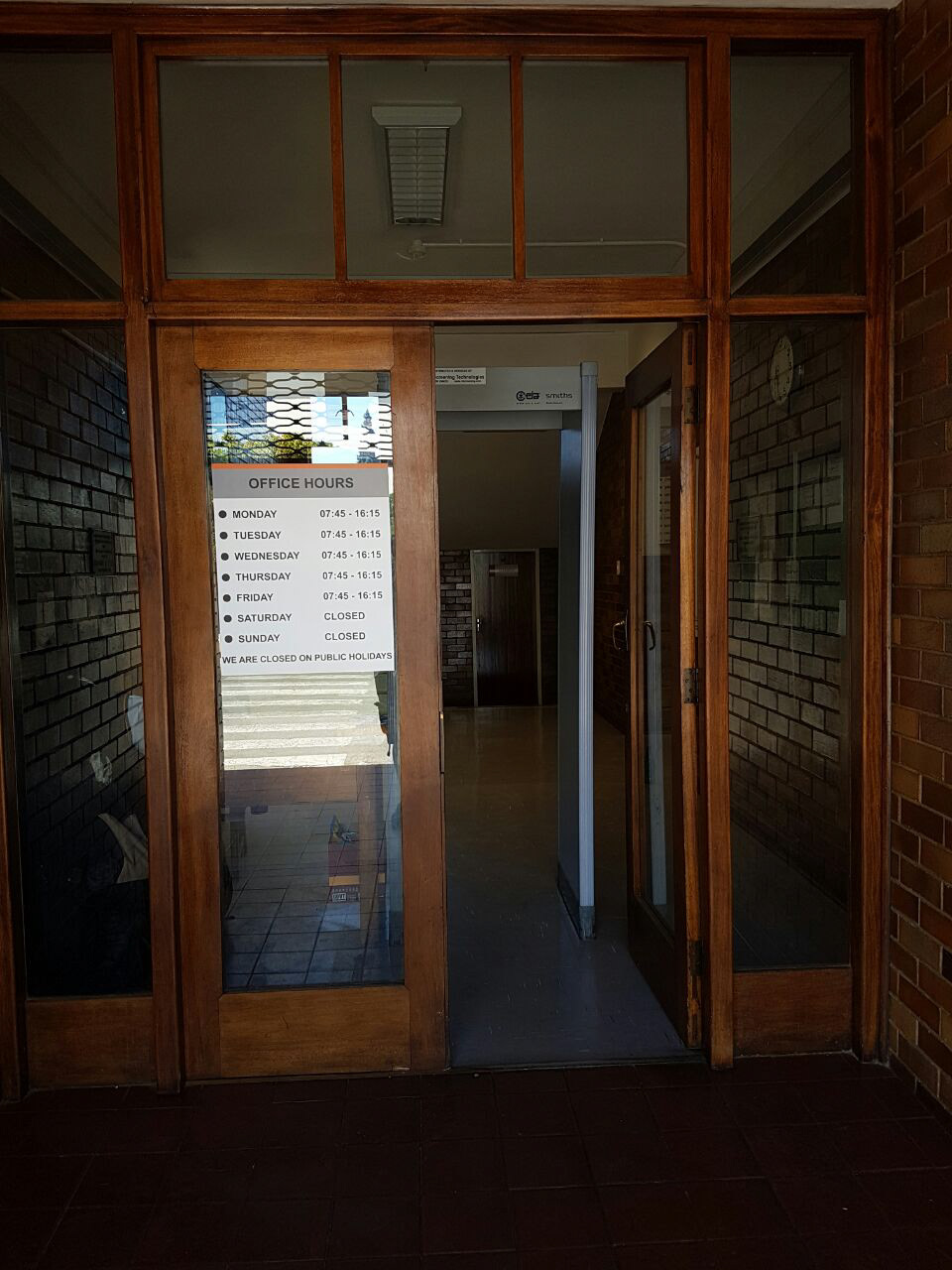 ROBERTSON MAGISTRATE SIGNANGE