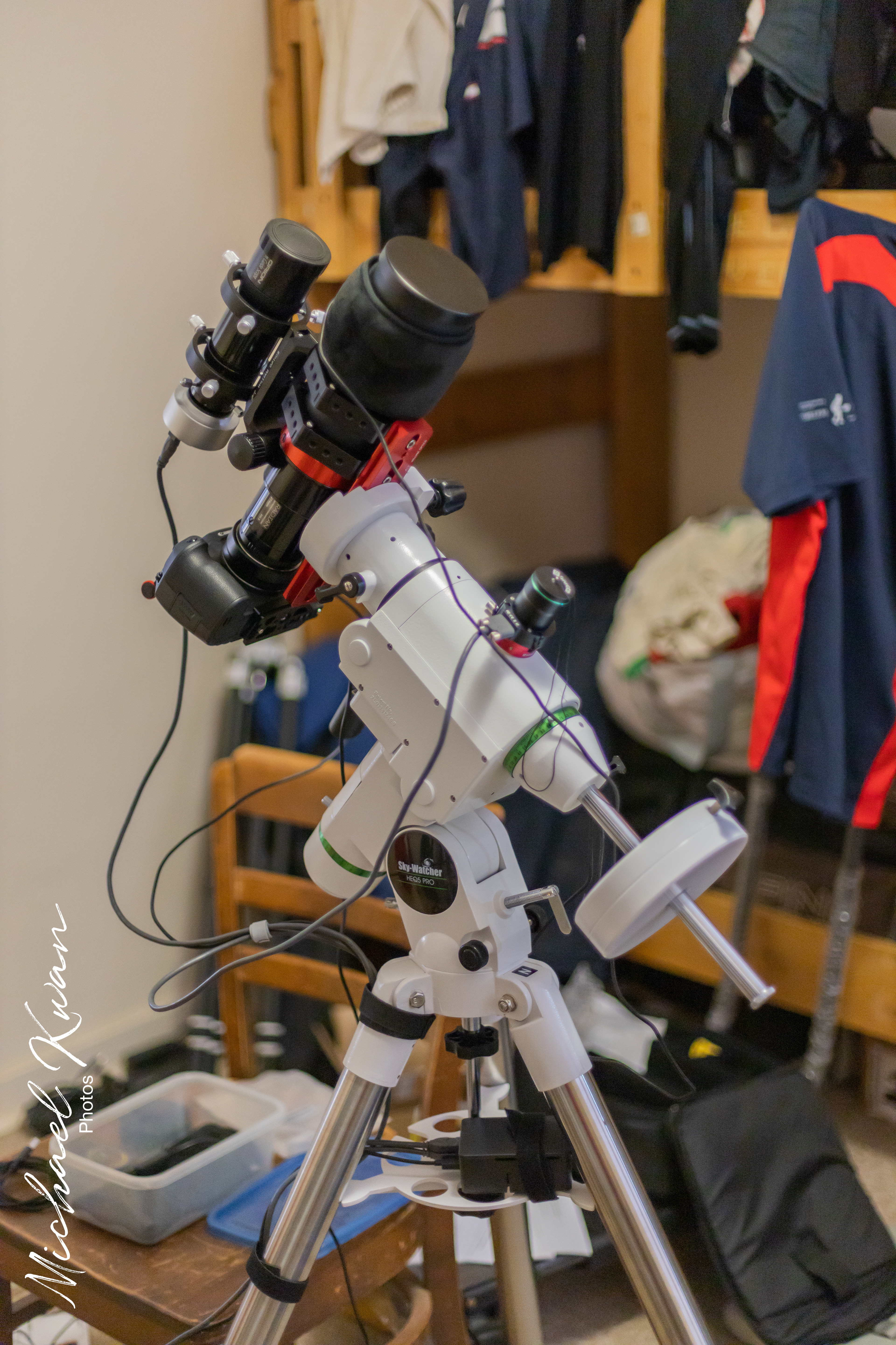 This one is the Skywatcher HEQ5 Pro mount, more heavy duty