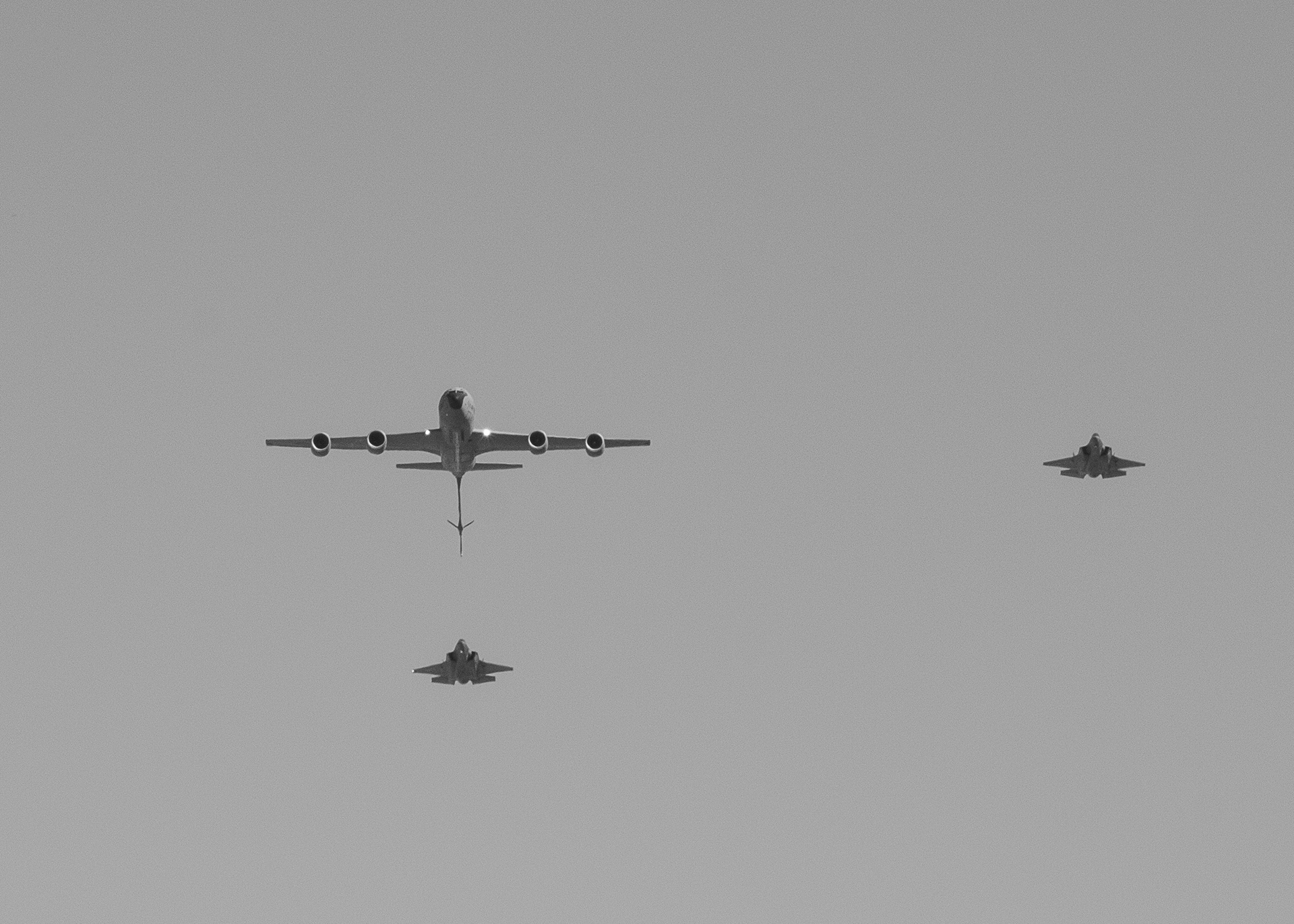 Airborne Legacy: Utah Flyovers Pay Tribute to Aerial Refueling's Past