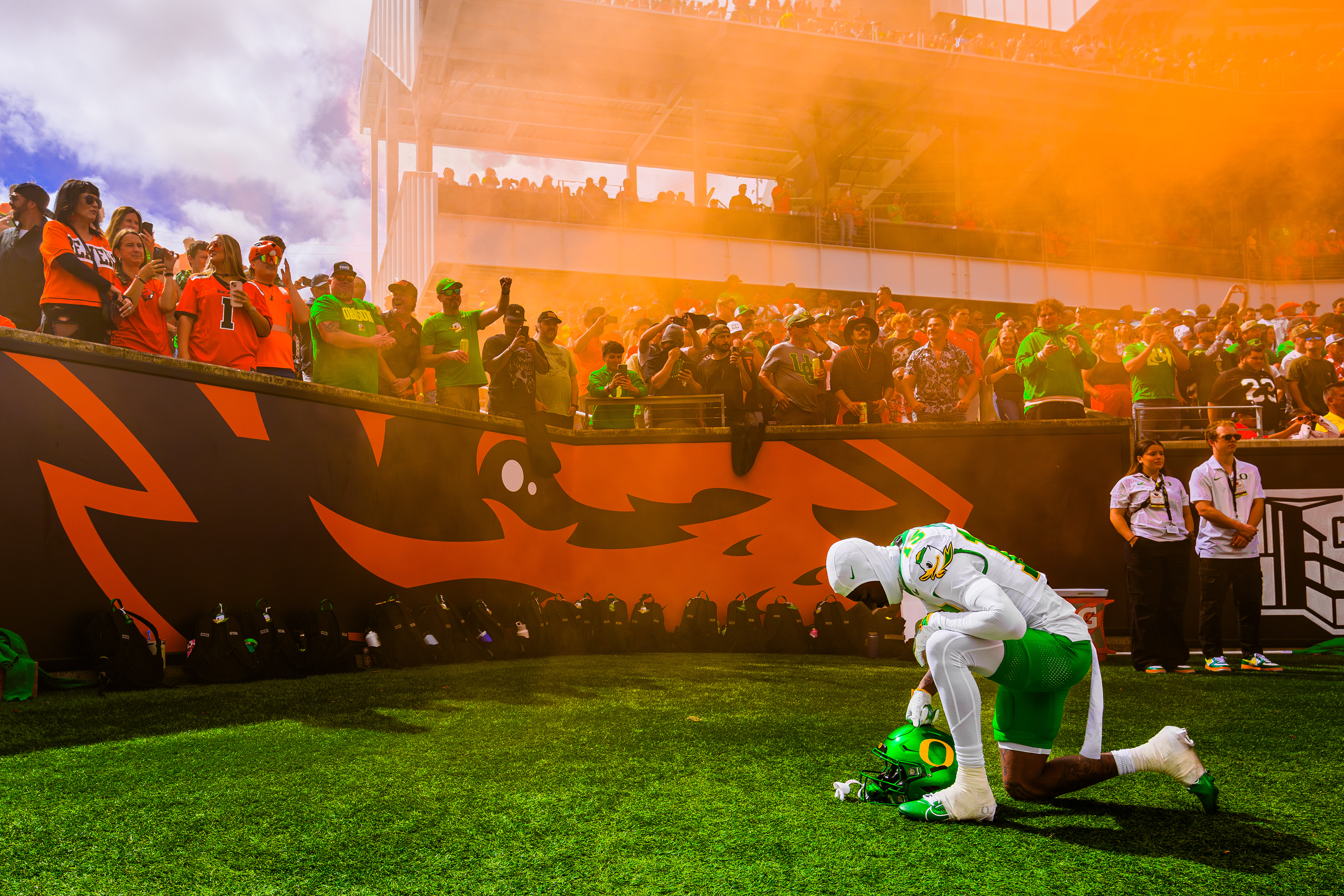 Oregon Ducks wide receiver Tez Johnson (15) prays in the endzone before the University of Oregon Ducks Football team defeated the Oregon State University Beavers 49-14 in an away game at Reser Stadium in Corvallis, Ore., on Sept. 14, 2024.