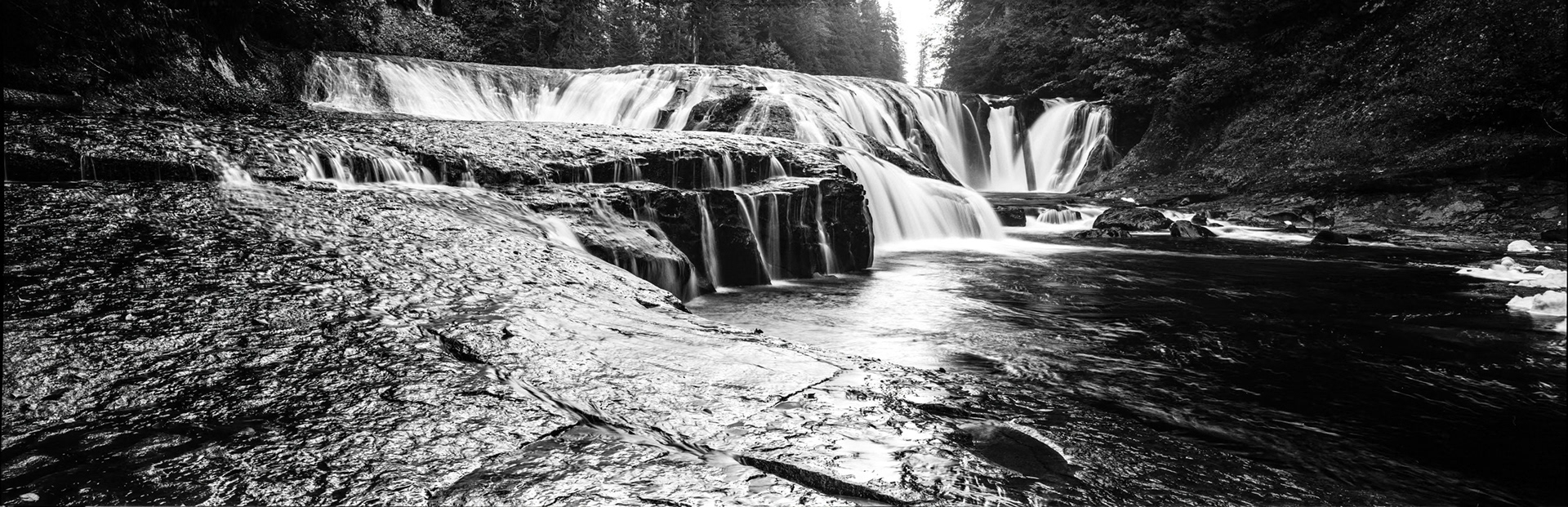 Middle Lewis River Falls