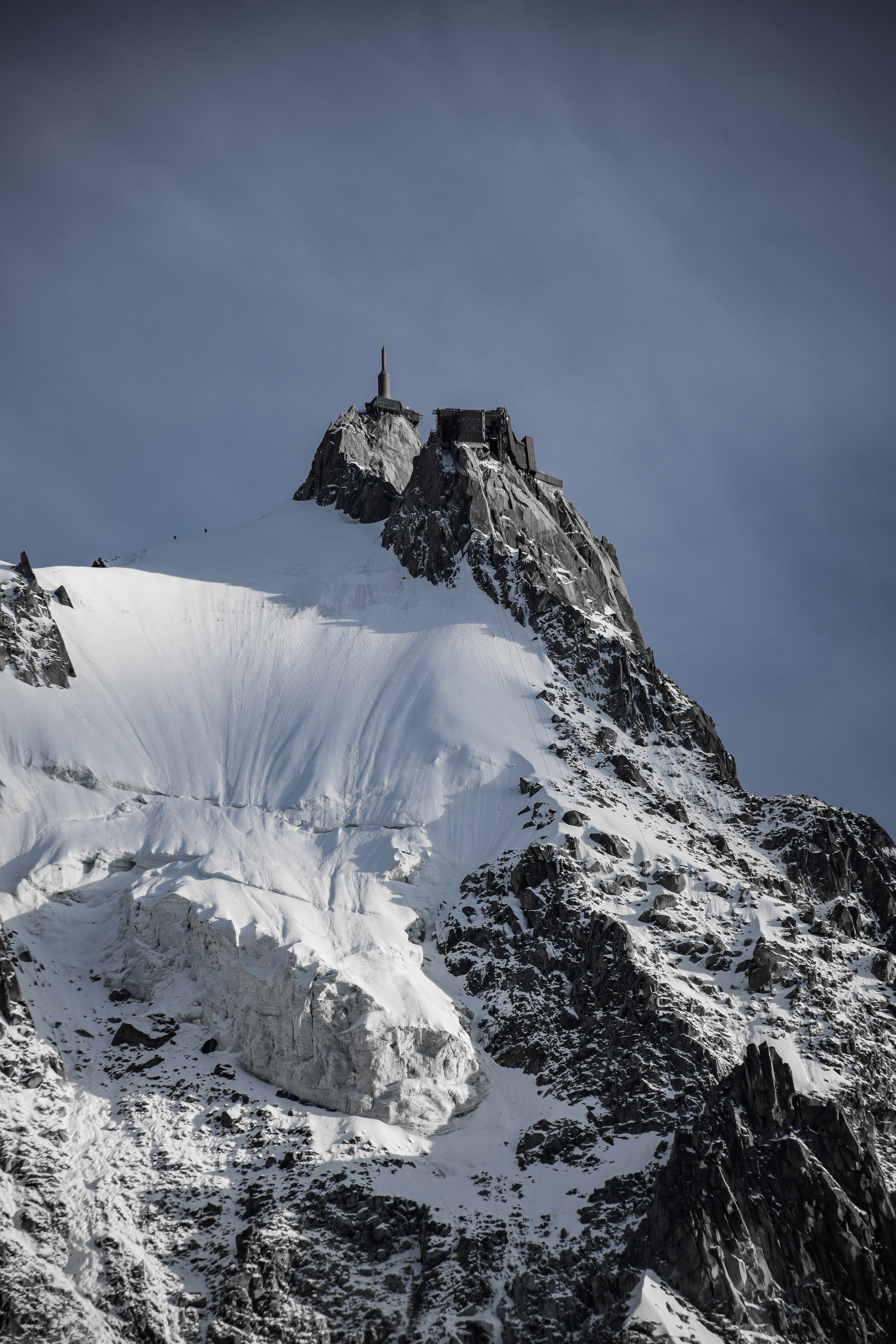 45°53'7"N, 6°53'14"E • Aiguille du Midi (3,842m) • Chamonix, Mont-Blanc Massif, France • NikonD5300 140mm f/6.3 1/640 ISO100