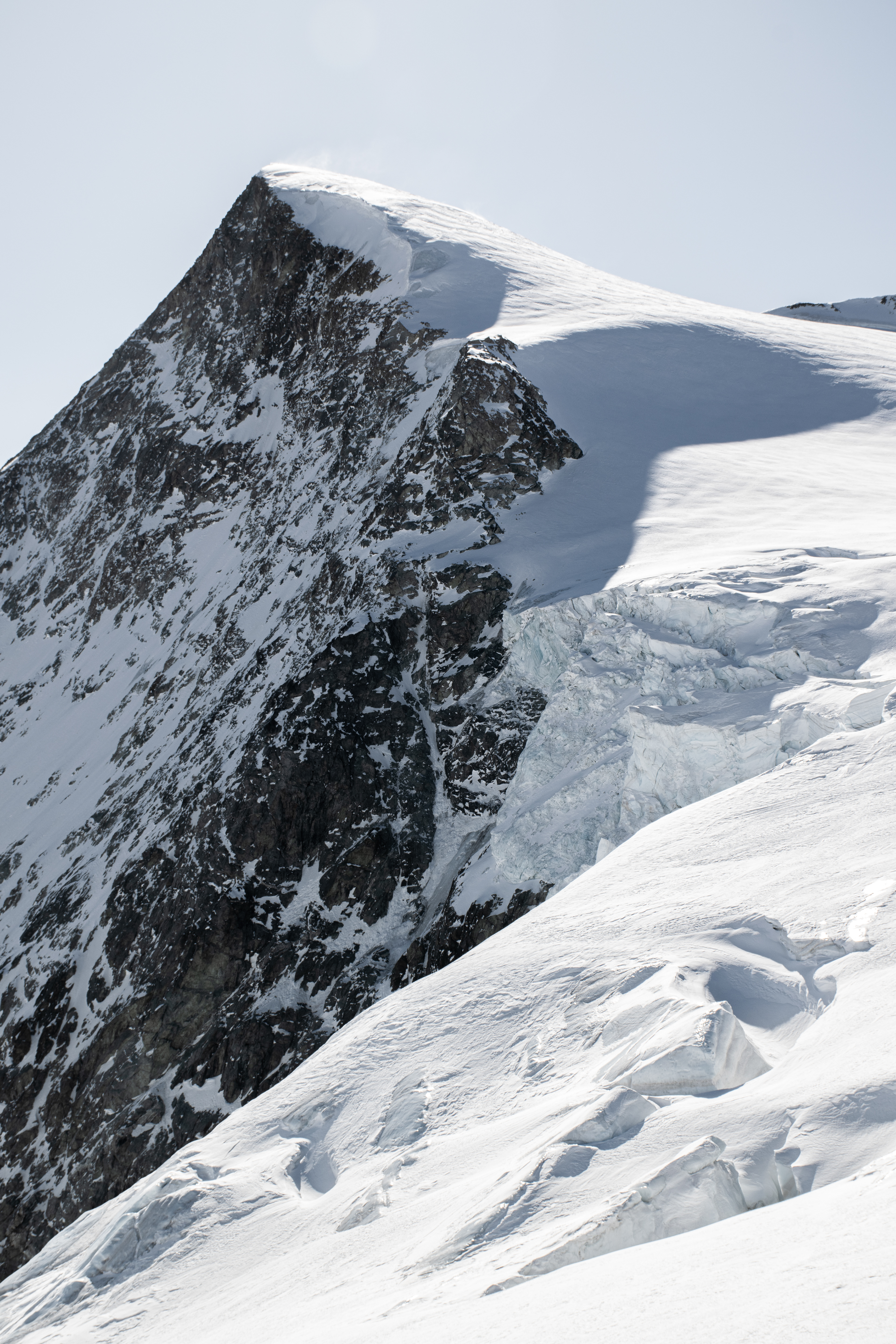 45°59'31"N, 7°27'19"E • Pigne d'Arolla (3,796m) • Evolene, Pennine Alps, Wallis, Switzerland • NikonD5300 48mm f/10 1/320 ISO100