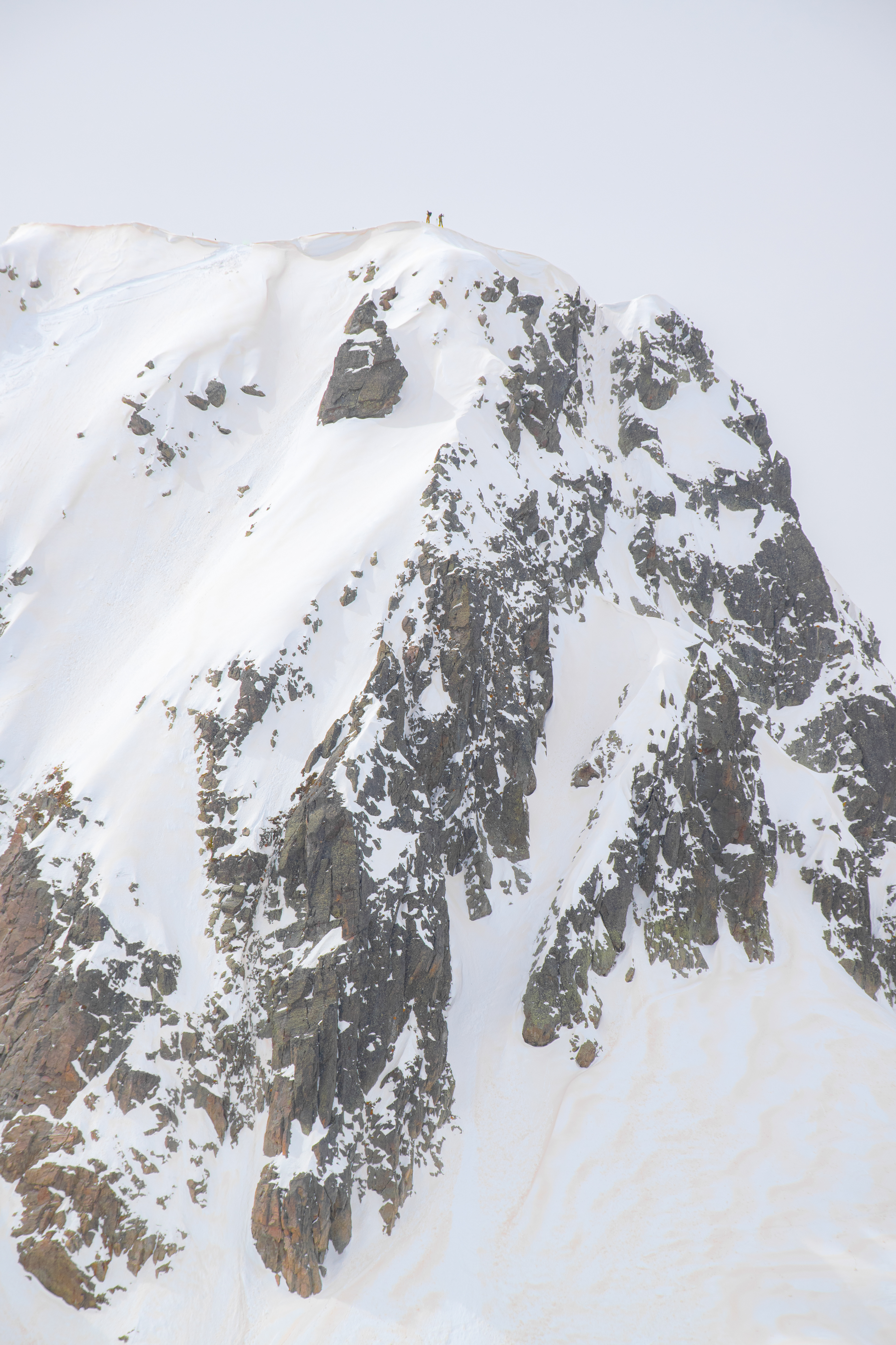 45°57'32"N, 6°51'28"E • Aiguille de la Charlanon (2,452m) • Aiguilles Rouges, Chamonix, France • Nikon D5300 112mm f/11 1/500 ISO100