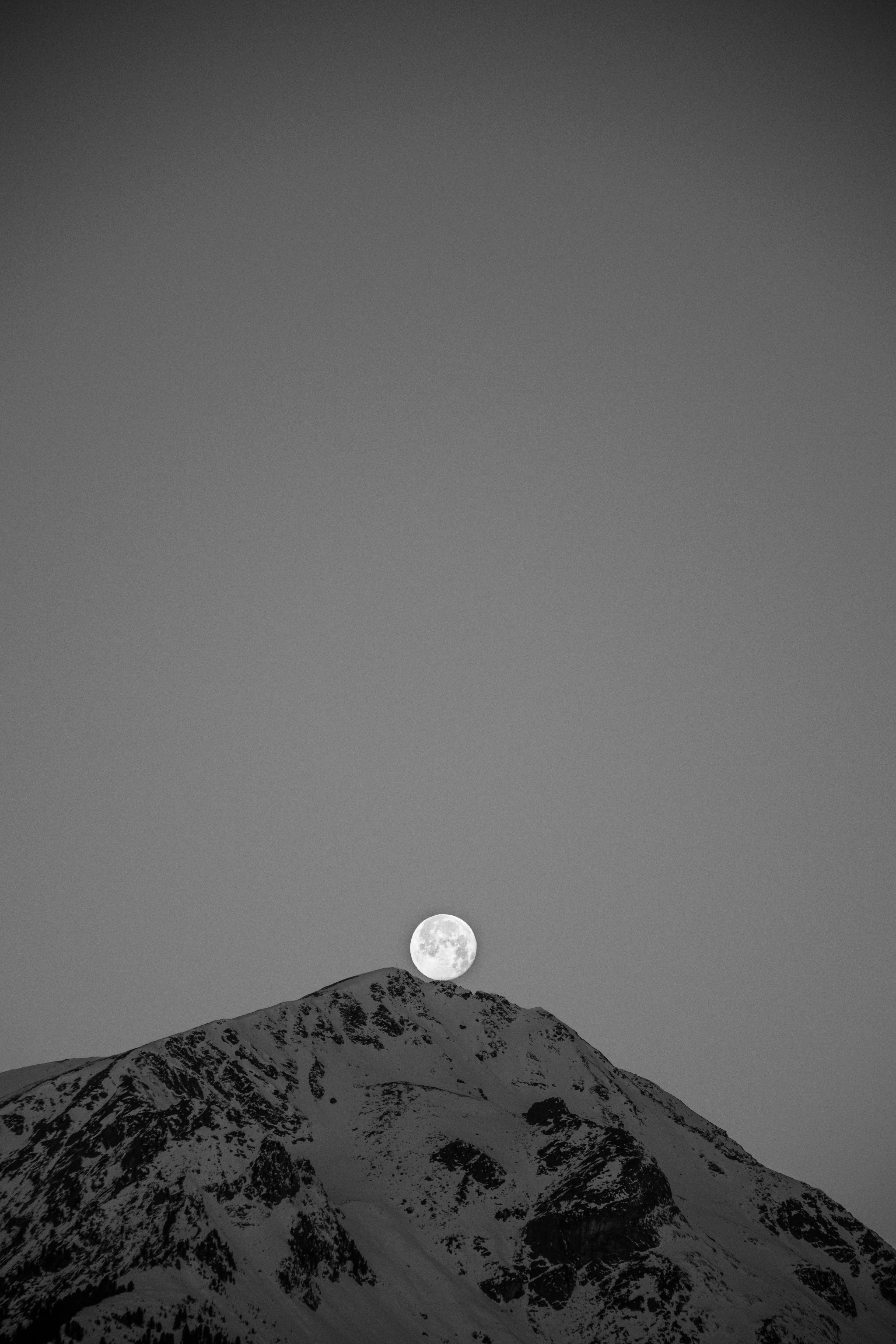 Kreuzjochspitze (2,675m) • Tirol, Austria • NikonD5300 140mm f/5.6 1/400 ISO100