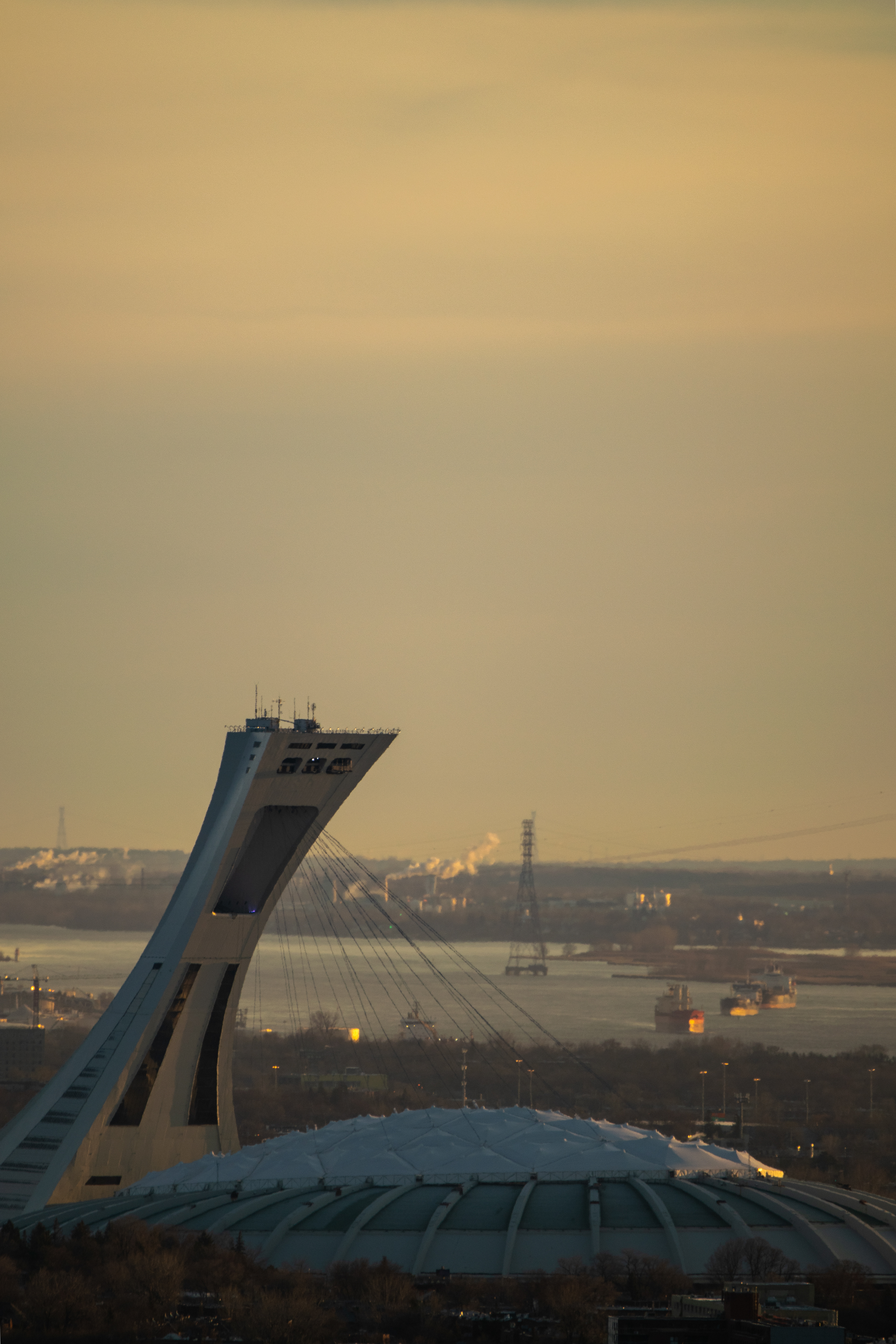 Stade Olympique • 4545 Pierre de Coubertin Ave • NikonD5300 400mm f/6.3 1/320 ISO100