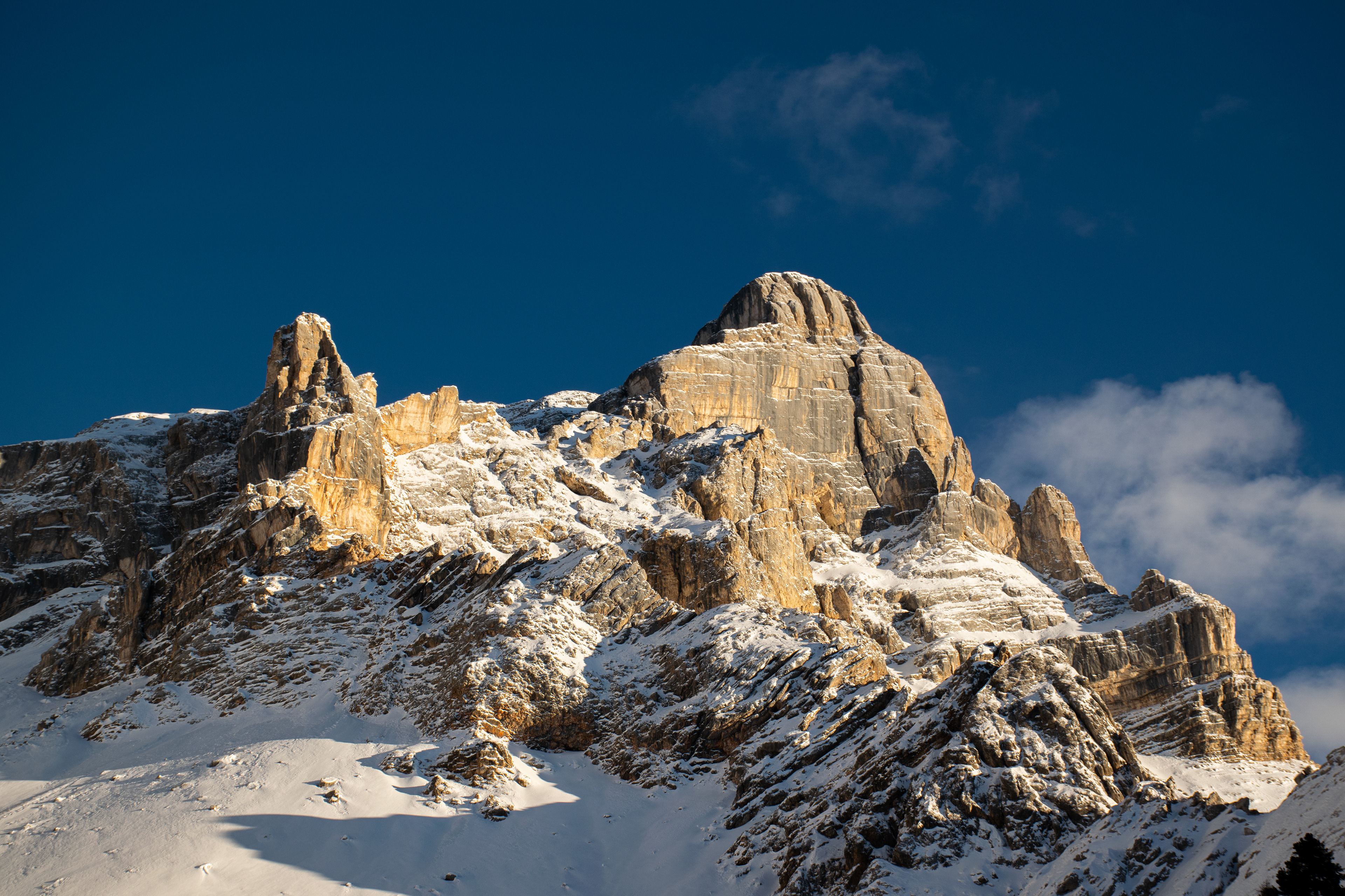 Piza de Gherdenacia (2,673m) - Ütia de Puez, Sudtirol, Italy -  NikonD5300 50mm 1/250 f/9 ISO 100