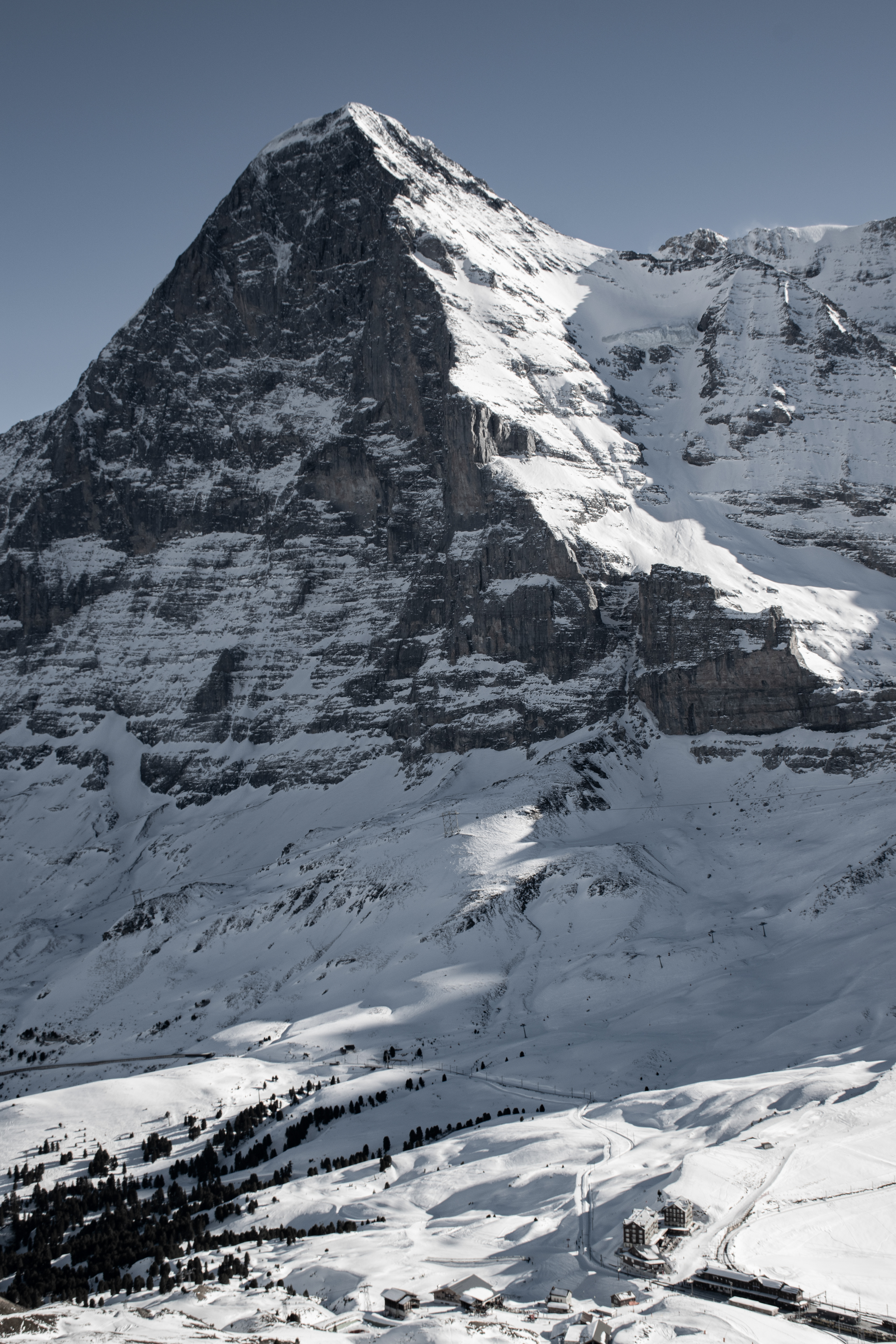 46°34'42"N, 8°0'20"E • Eiger (3,996m) • Grindelwald, Bernese Oberland, Switzerland • NikonD5300 32mm f/10 1/250 ISO100