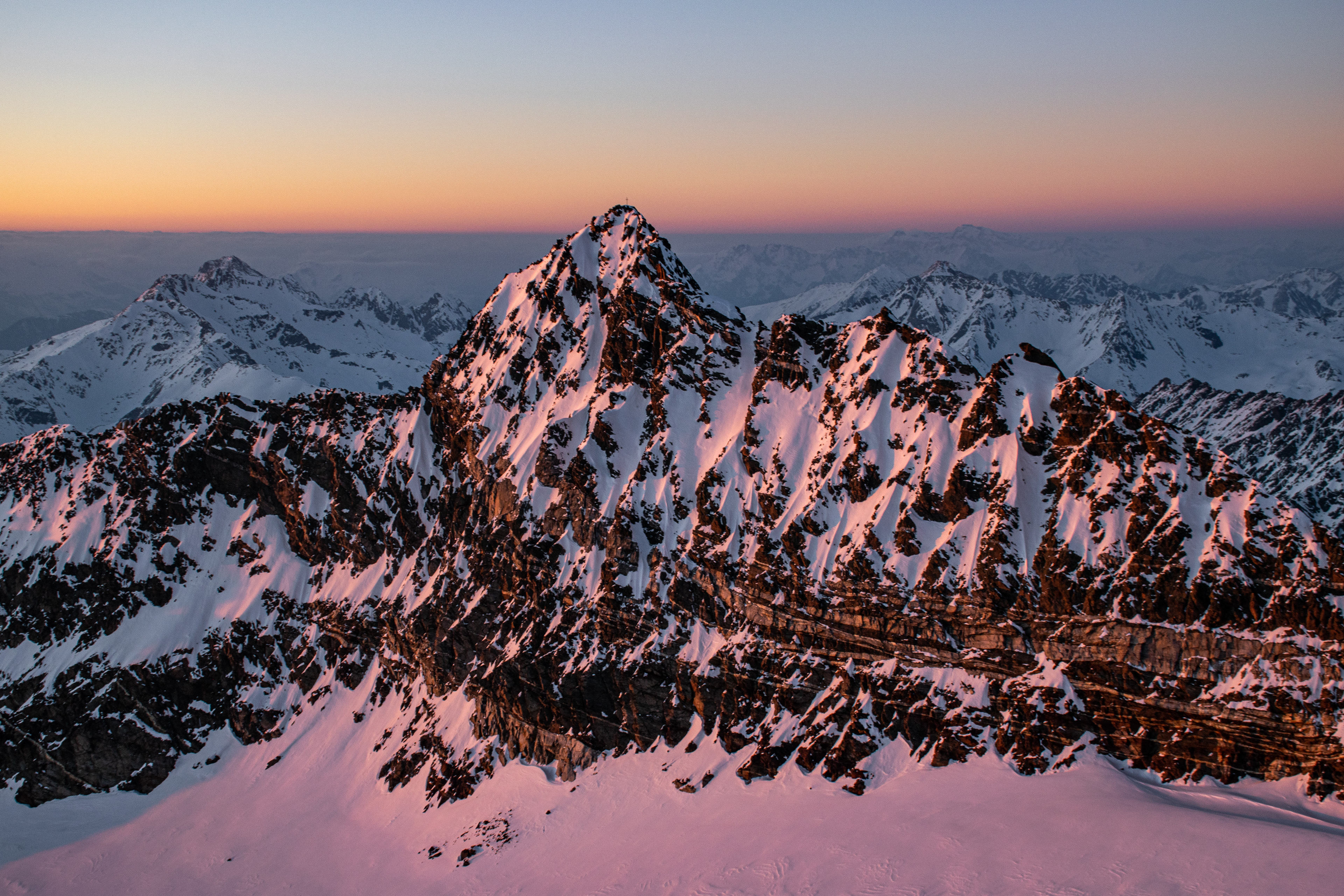 Strahlkogel (3,288m) - Tirol, Austria -  NikonD5300 30mm 1/125 f/7.1 ISO 100