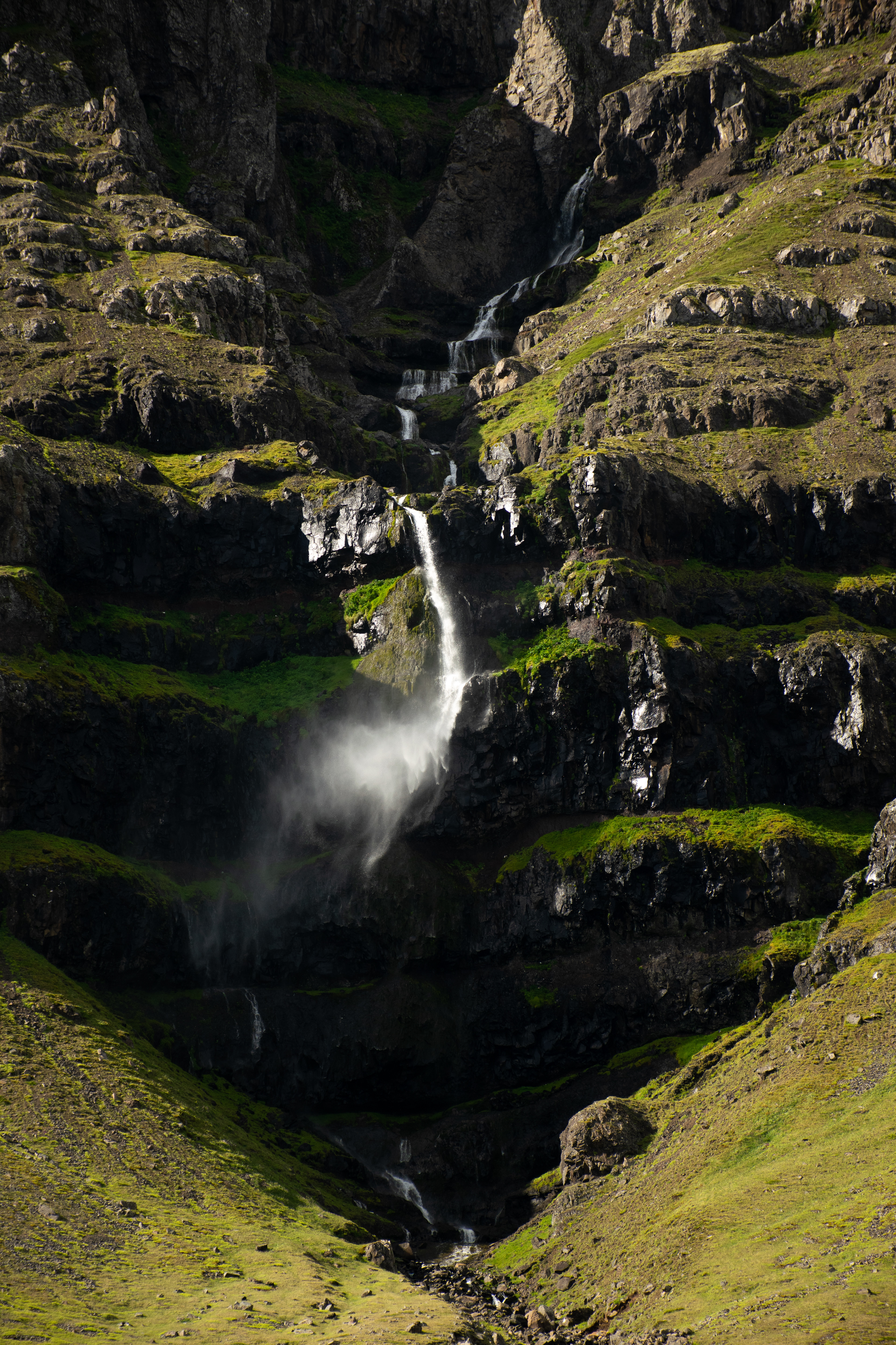 Cascade ventée sur la côte Sud