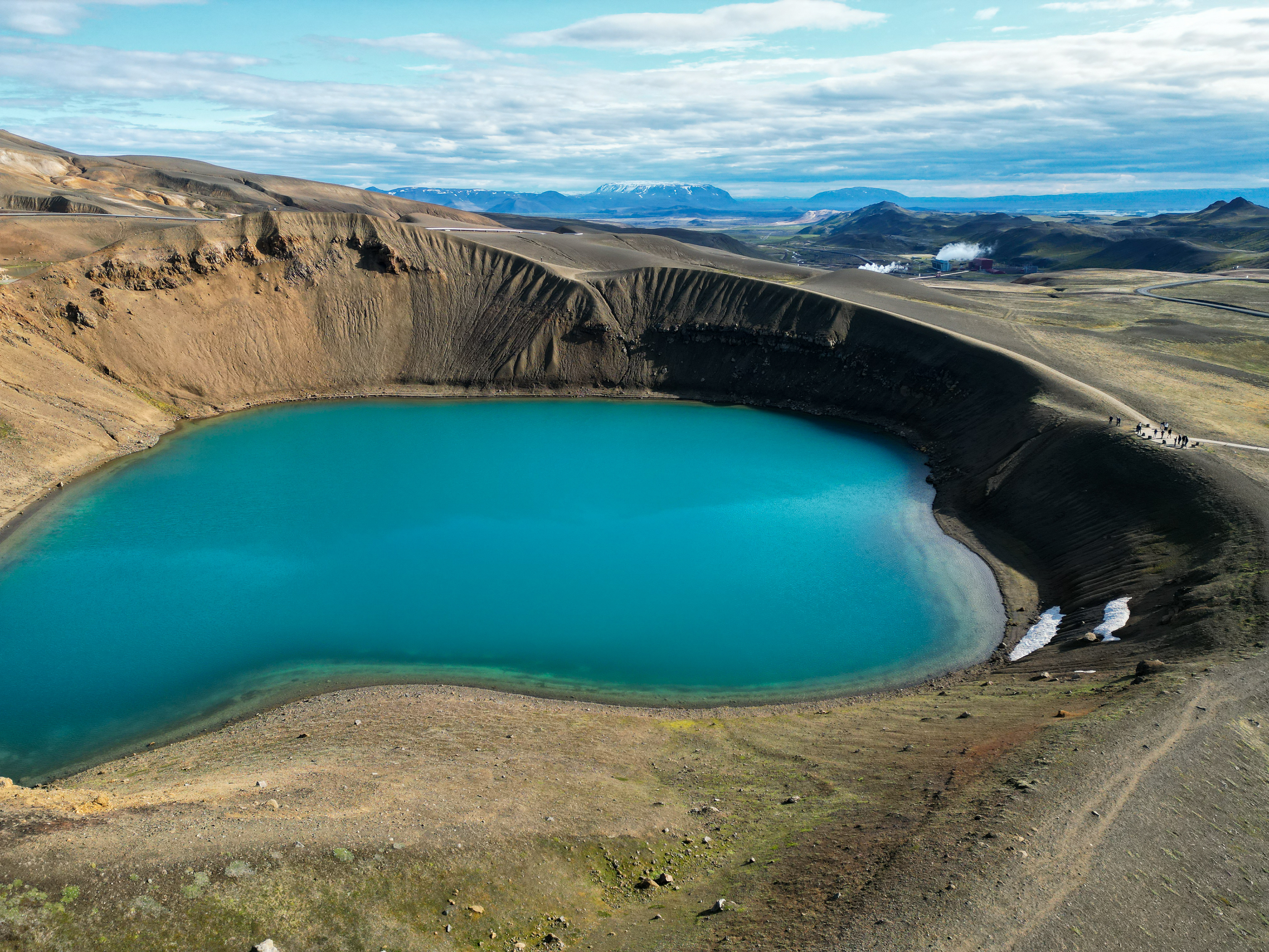 Lac de cratère du volcan Viti (2022)