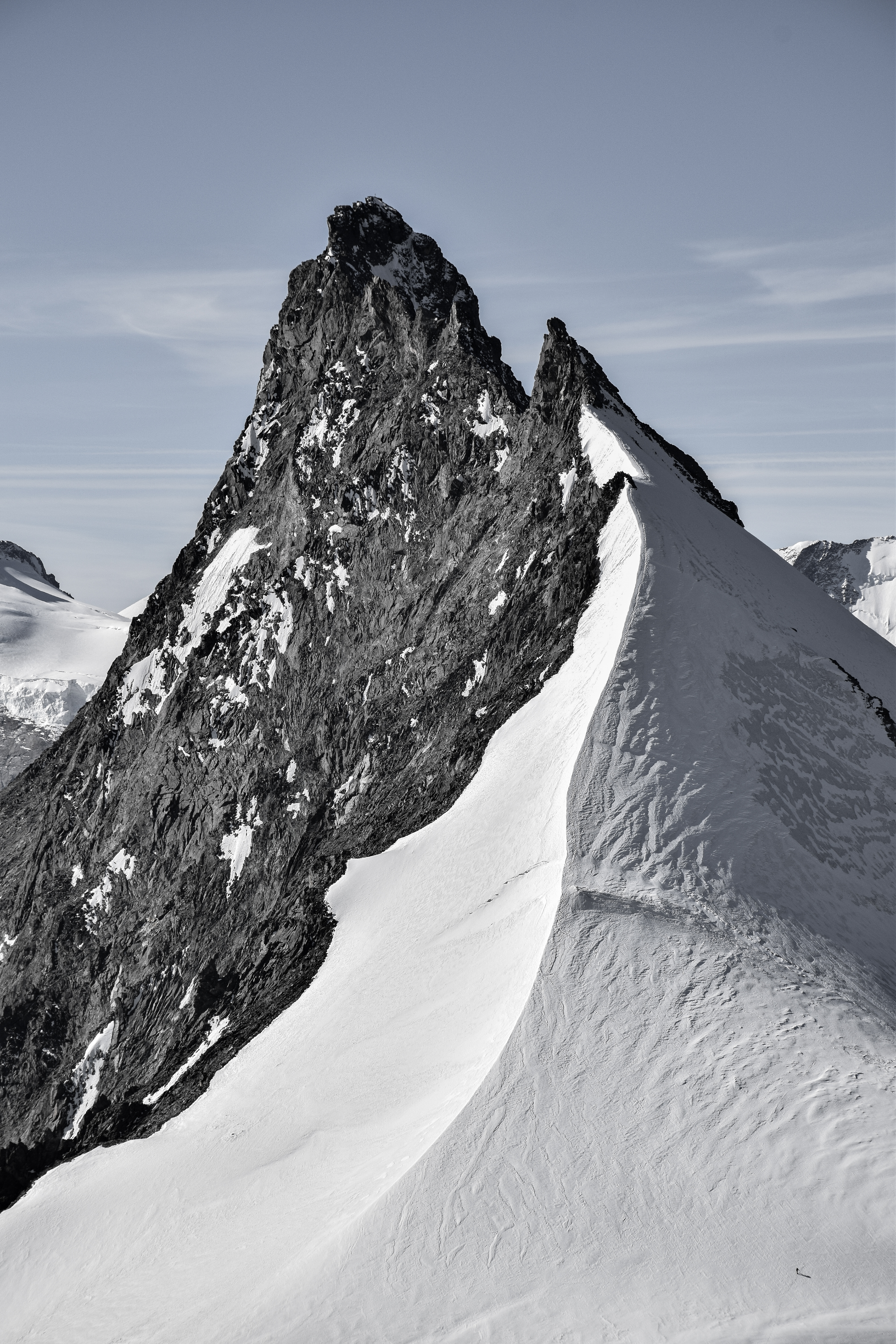46°1'25"N, 7°53'3"E • Rimpfischorn (4,199m) • Saas Fee, Pennine Alps, Wallis, Switzerland • NikonD5300 100mm f/13 1/640 ISO100