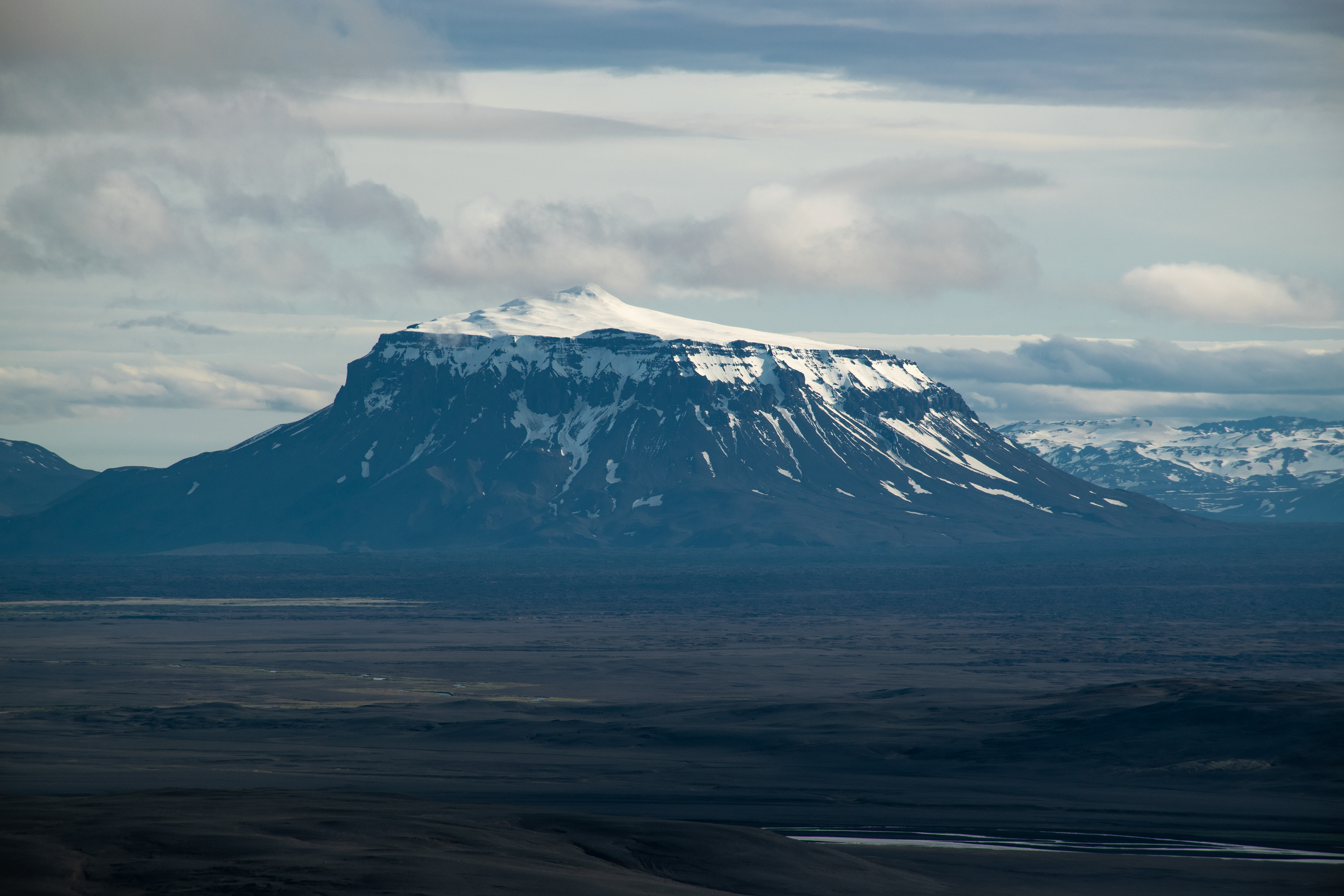 En vue du volcan Herðubreið (2022)