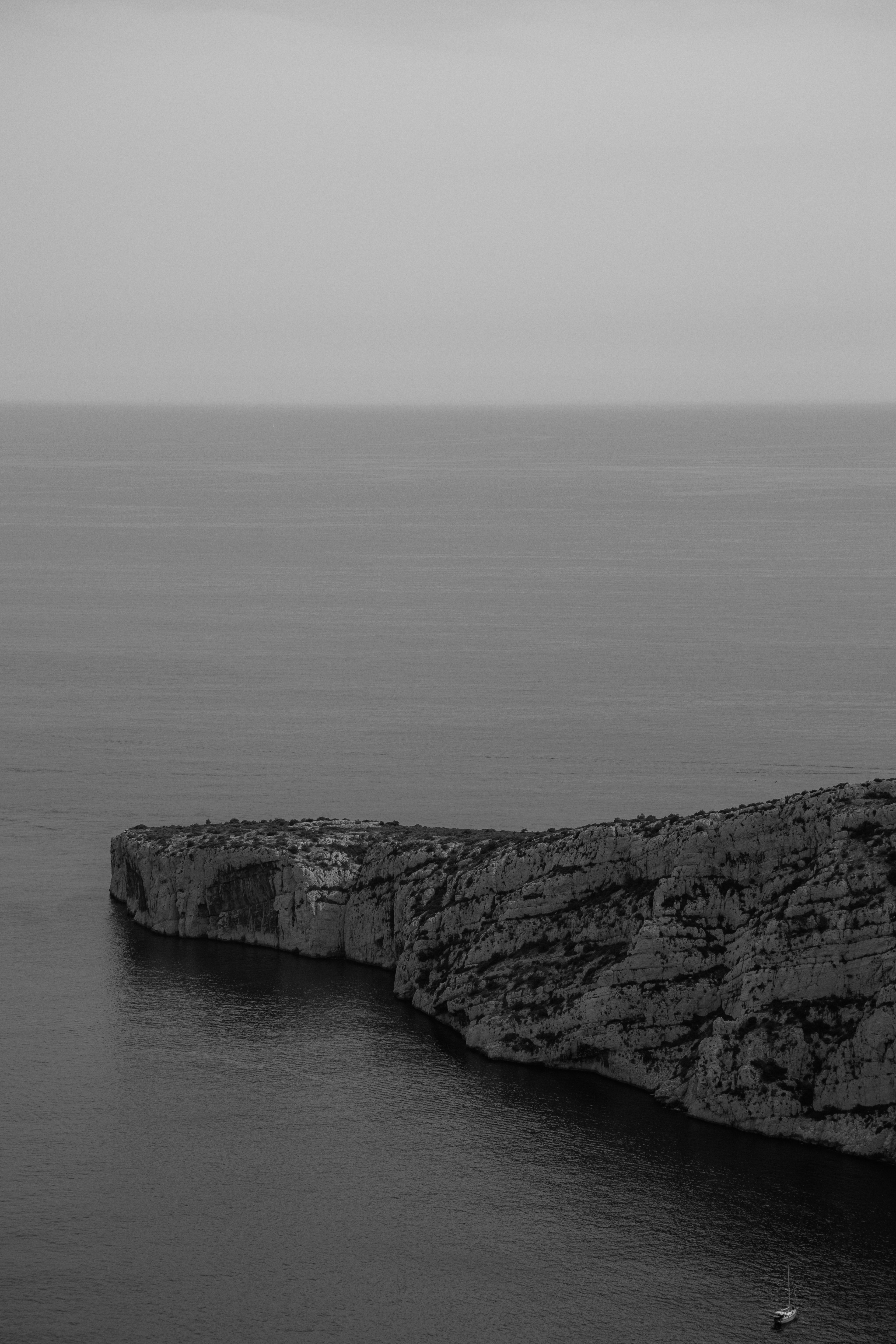Cap Morgiou • Parc National des Callanques, Marseille, France • NikonD5300 62mm f/10 1/640 ISO100