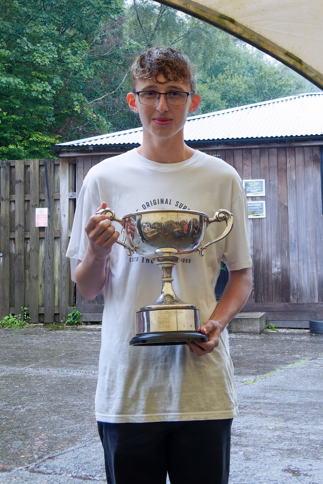 Men's/ boys' 400m champion - Olllie