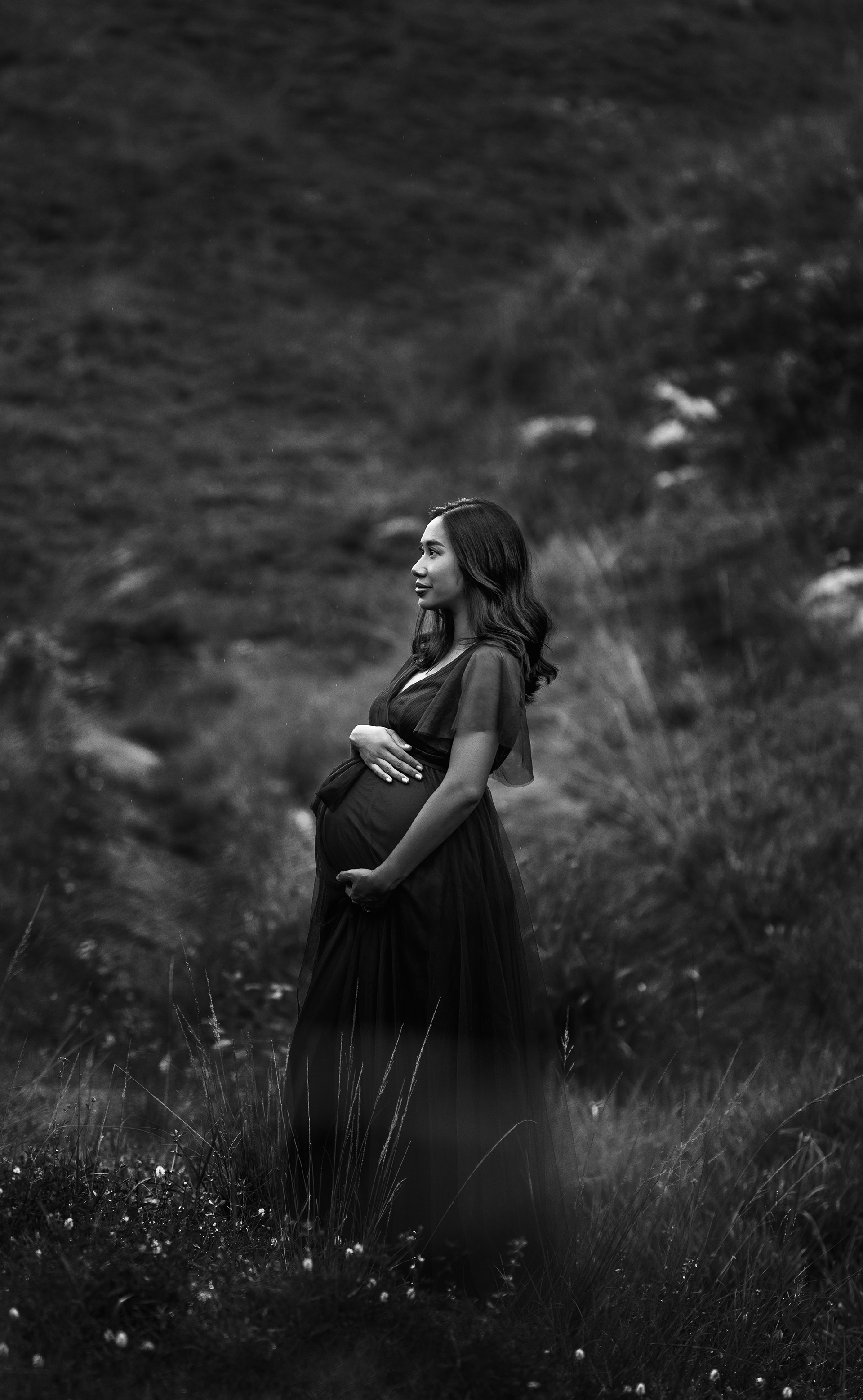 High quality maternity pregnancy fine-art portrait photography session in Phuket, Samui, Krabi, Phang Nga, Thailand by a professional photographer