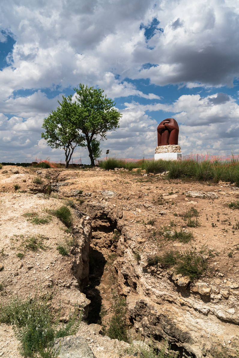 Frente Batalla del Jarama-Monumento BBII (Morata de Tajuña)