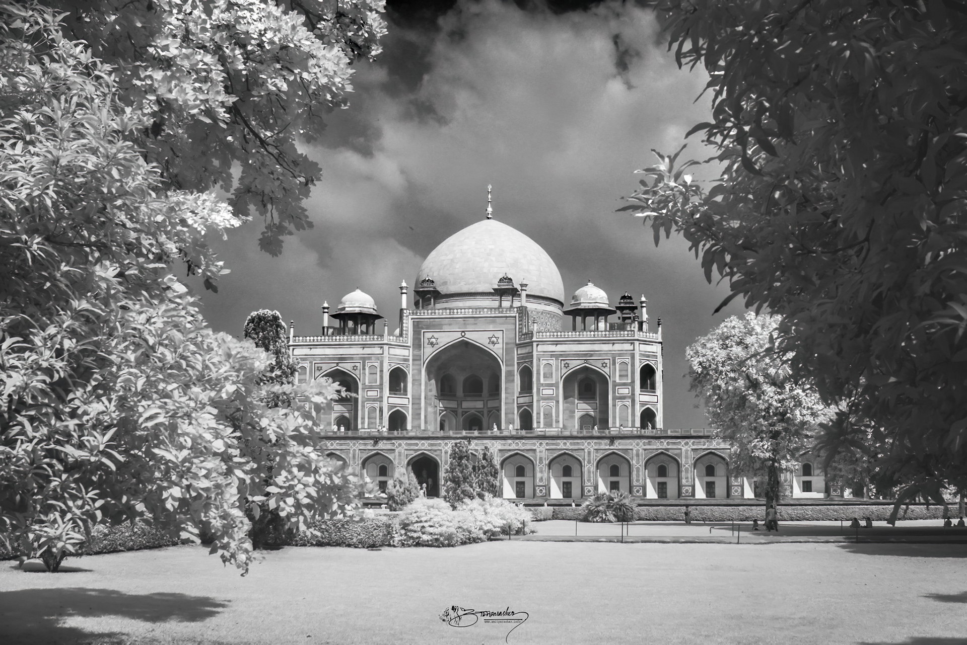 Beneath the shelter of these towering arches, where history stands still, one can almost feel the pulse of time slow down.