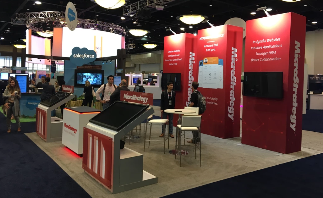 MicroStrategy tradeshow booth design